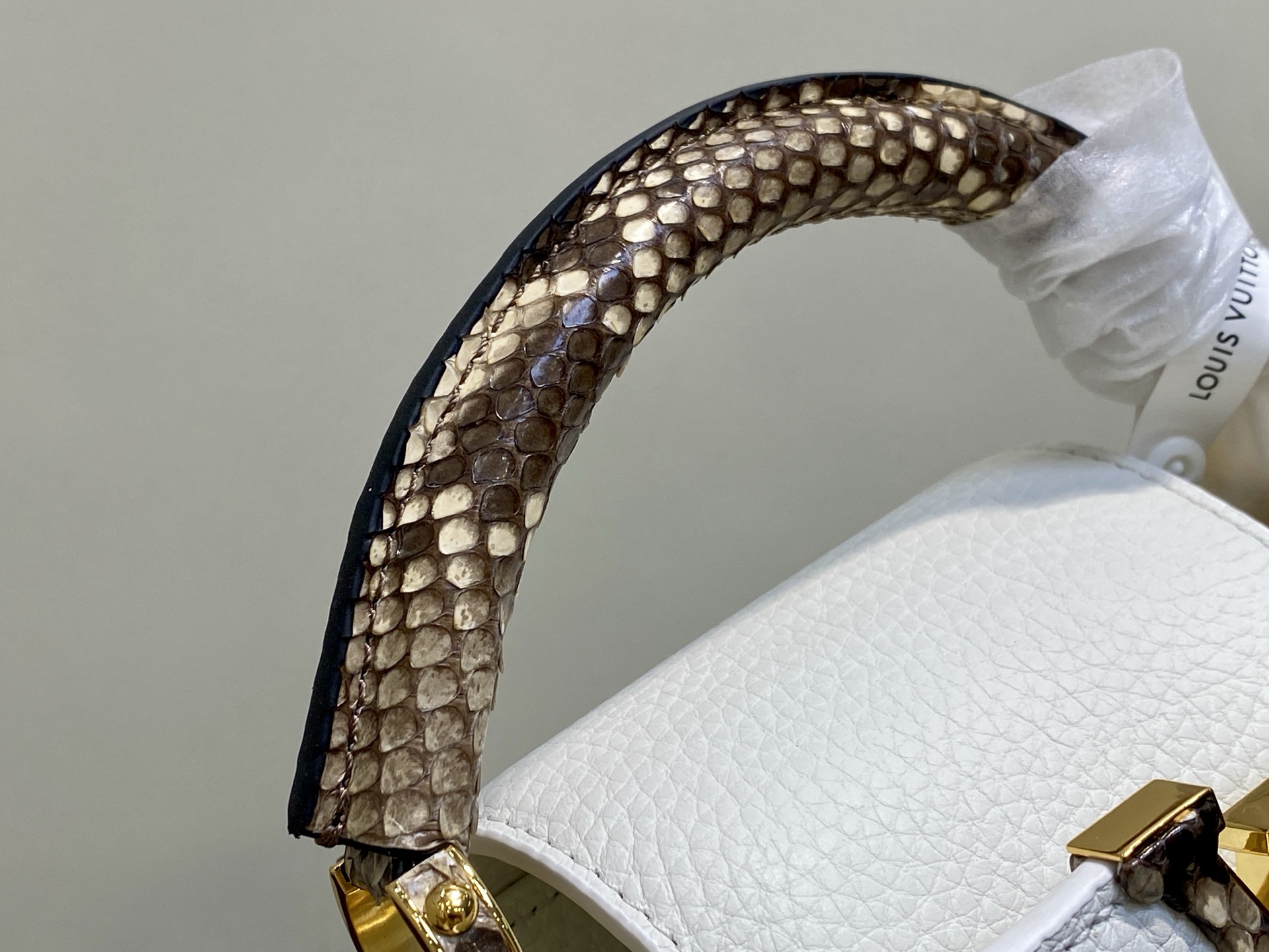 Louis Vuitton Basic Bag Cow Leather White M-l-s