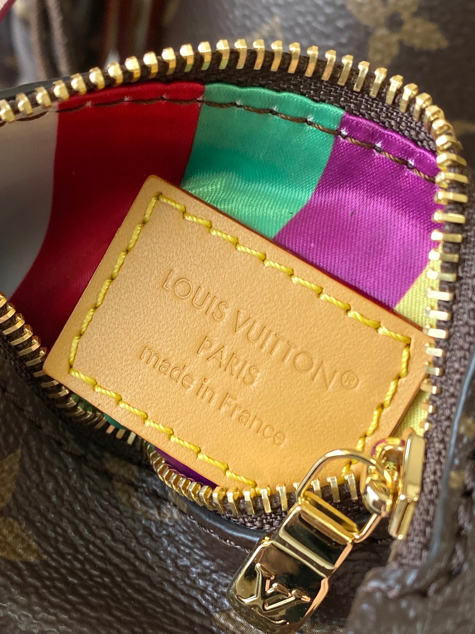 Louis Vuitton Basic Bag M-l