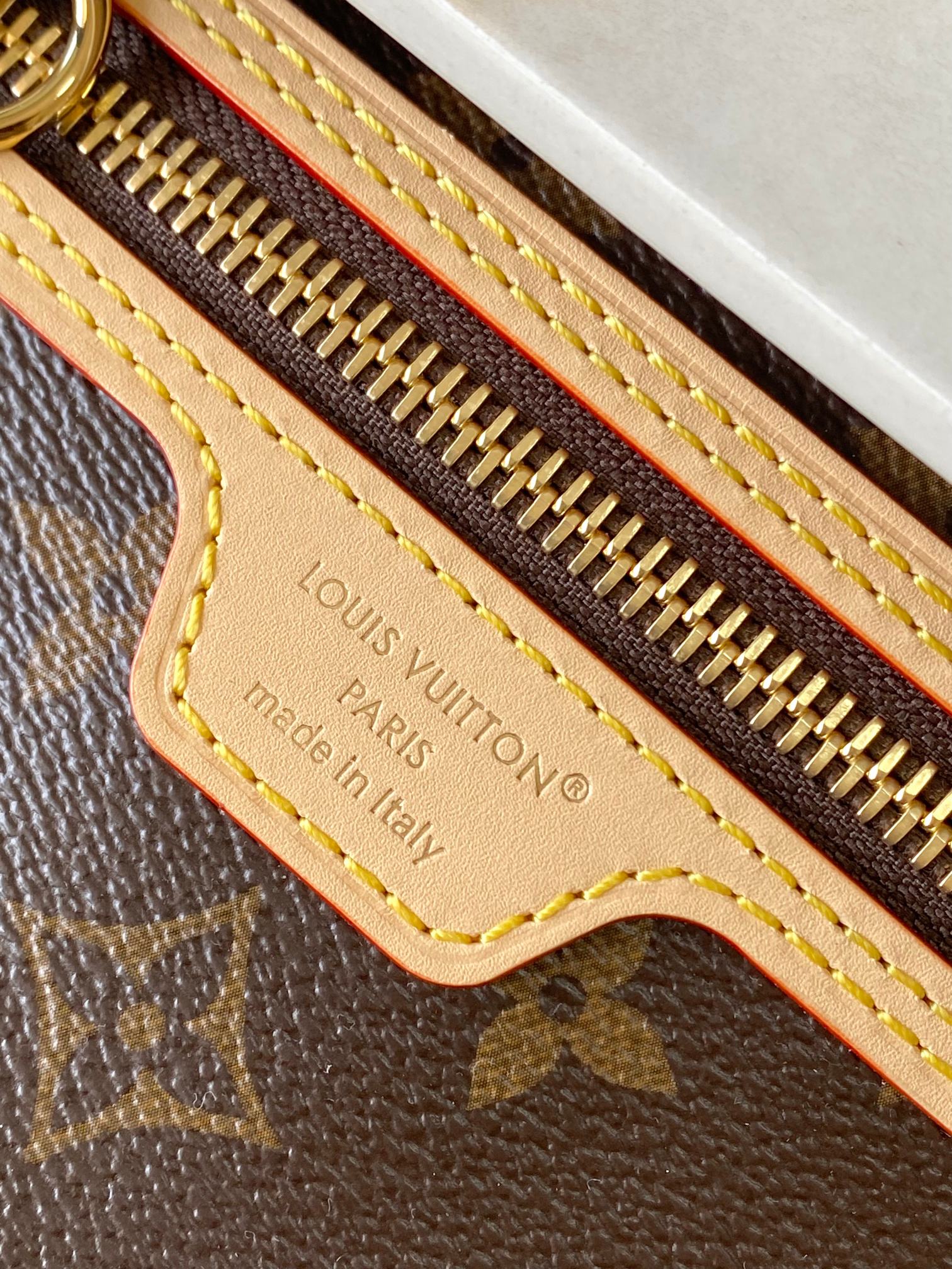 Louis Vuitton Basic Bag 13cm-m-l