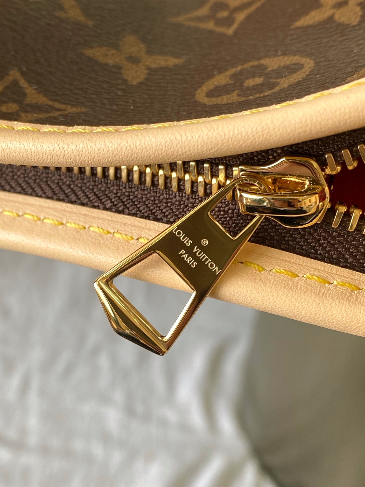 Louis Vuitton Basic Bag 13cm-m-l