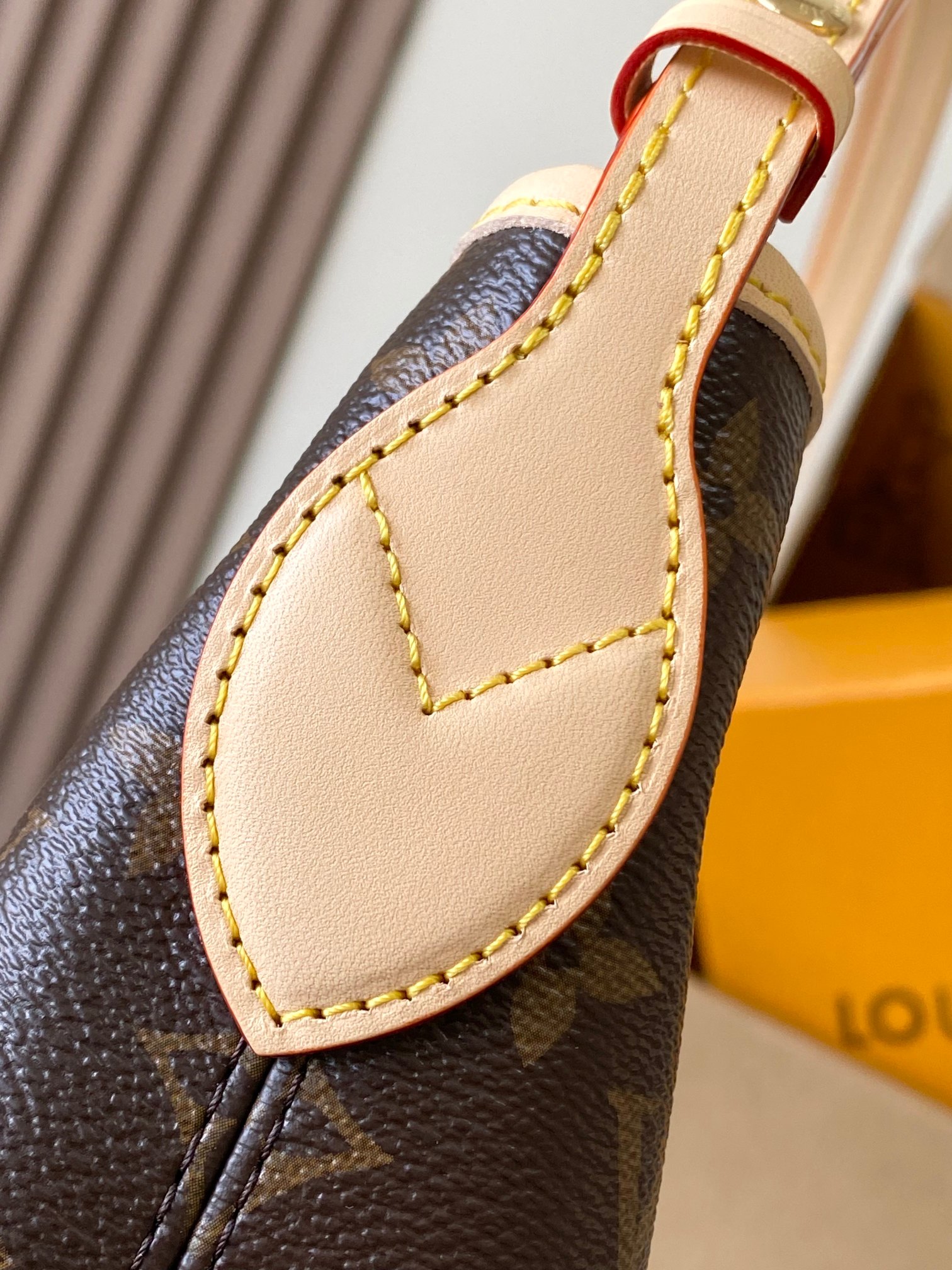 Louis Vuitton Basic Bag 13cm-m-l