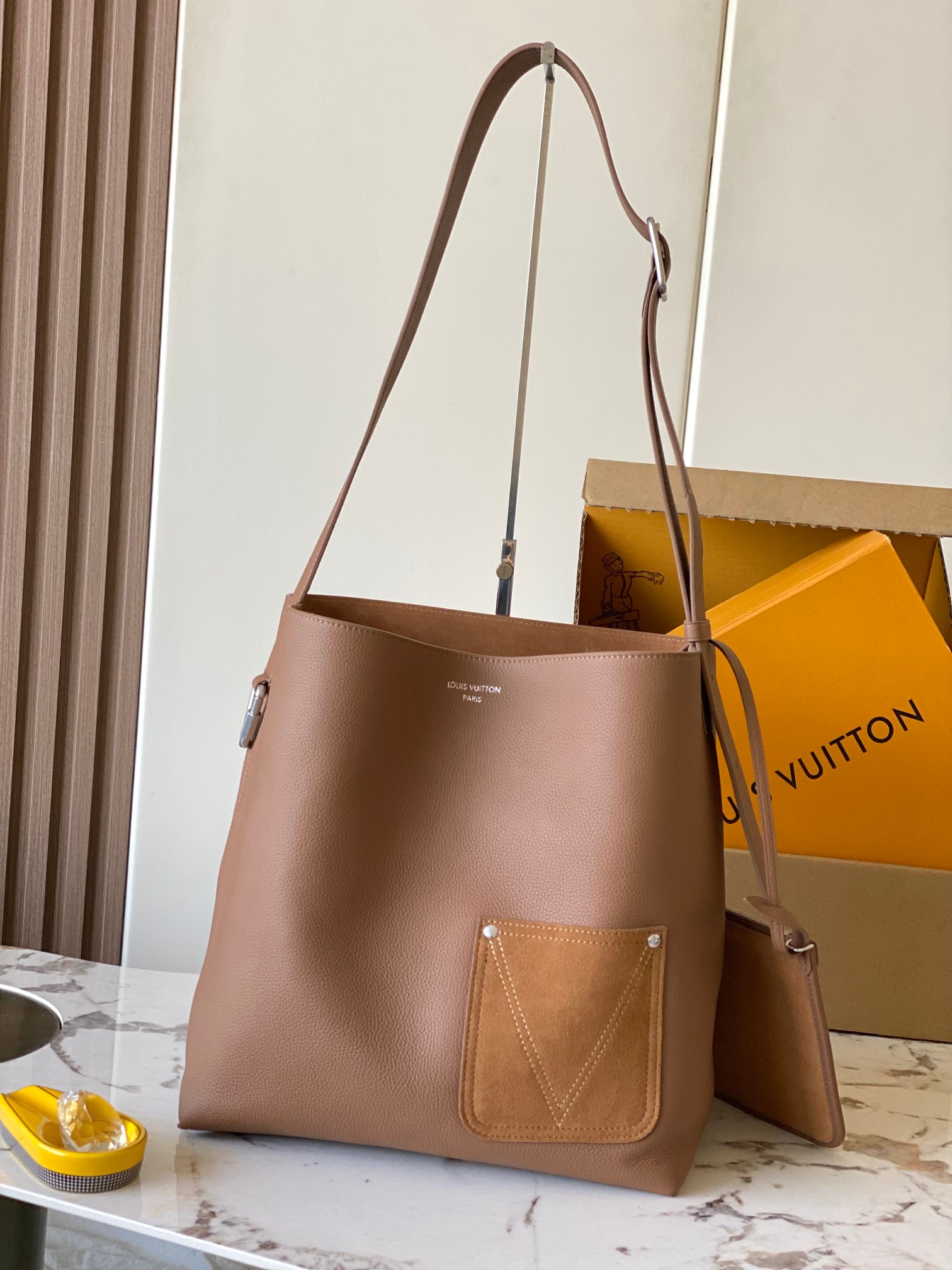Louis Vuitton Basic Bag Canvas Brown M-s