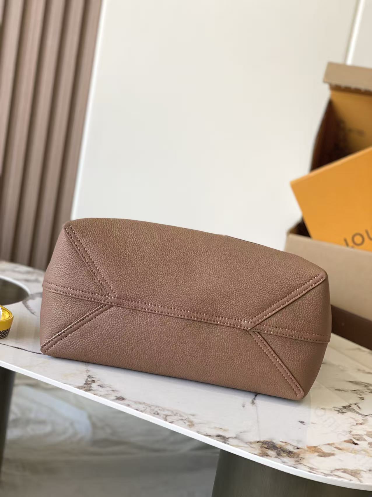 Louis Vuitton Basic Bag Canvas Brown M-s