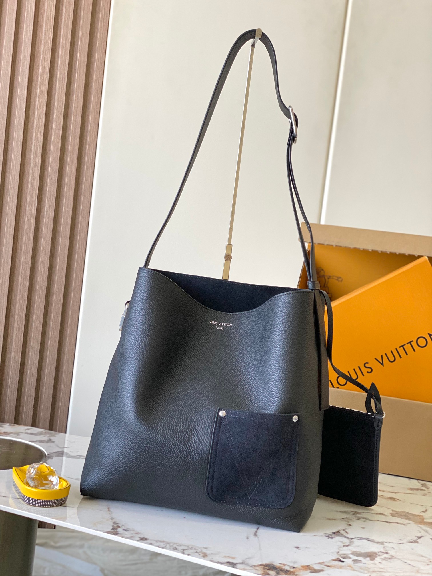 Louis Vuitton Basic Bag Canvas Black M-s