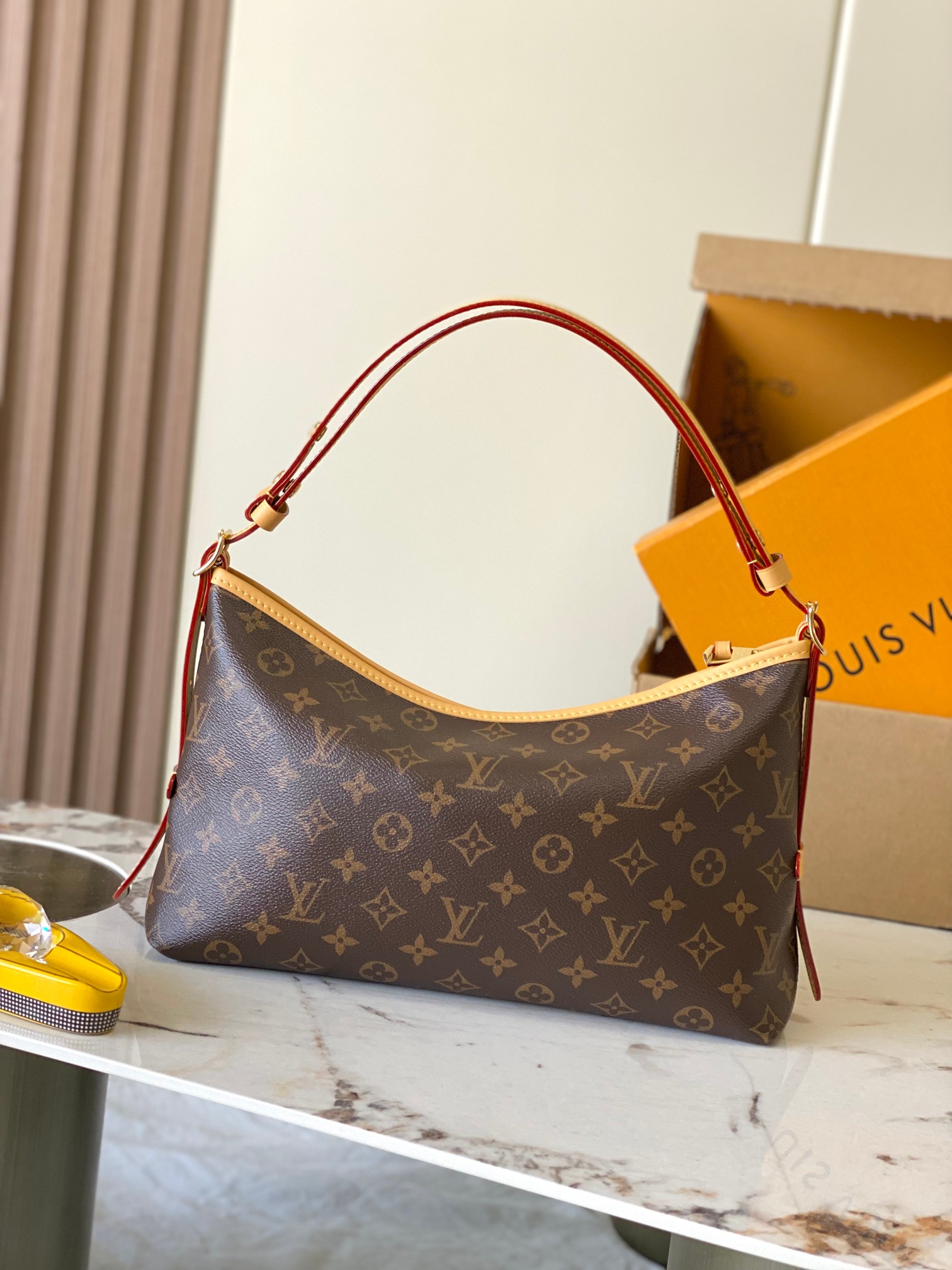 Louis Vuitton Basic Bag M-l-s