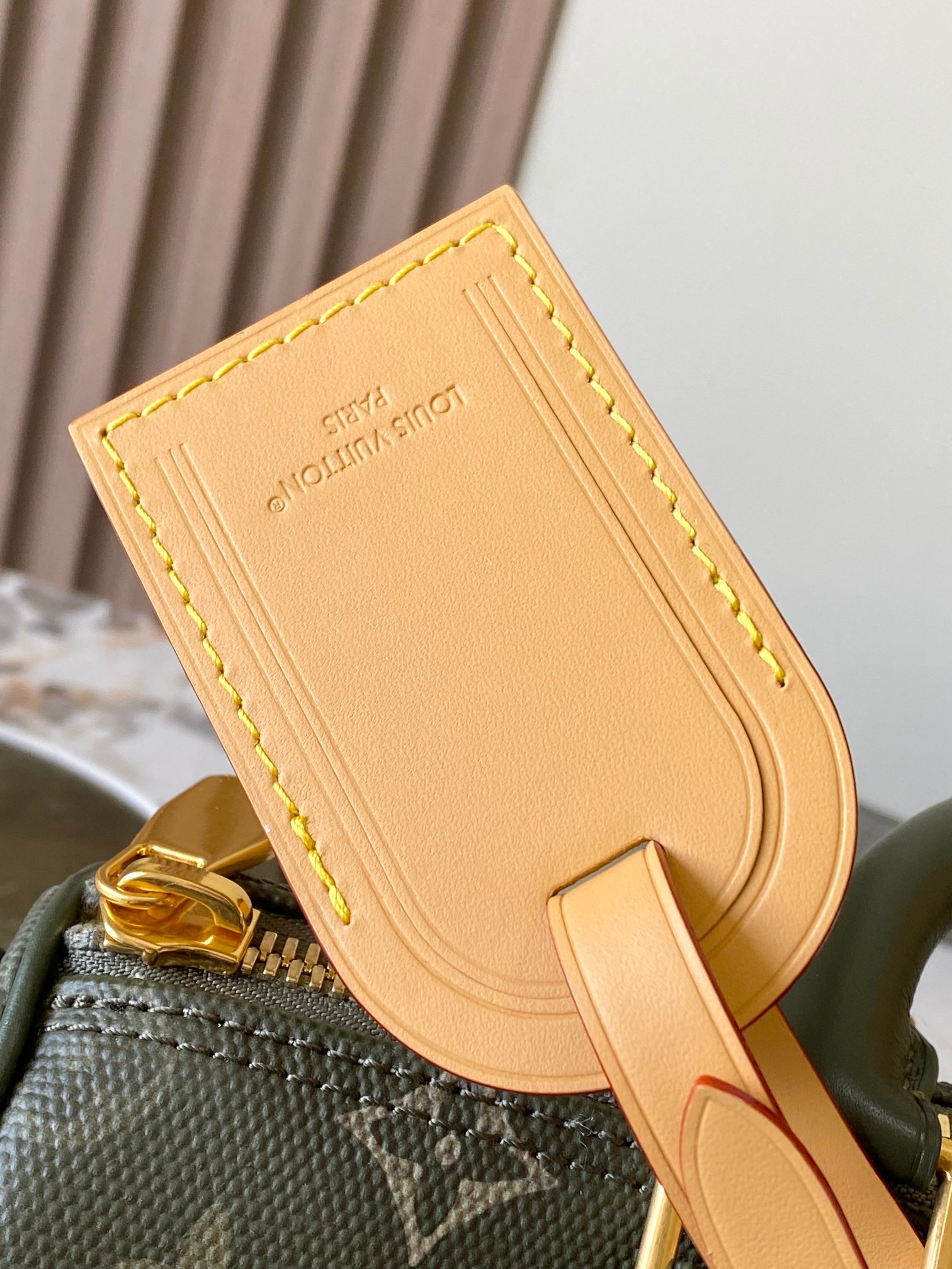 Louis Vuitton Basic Bag M-l