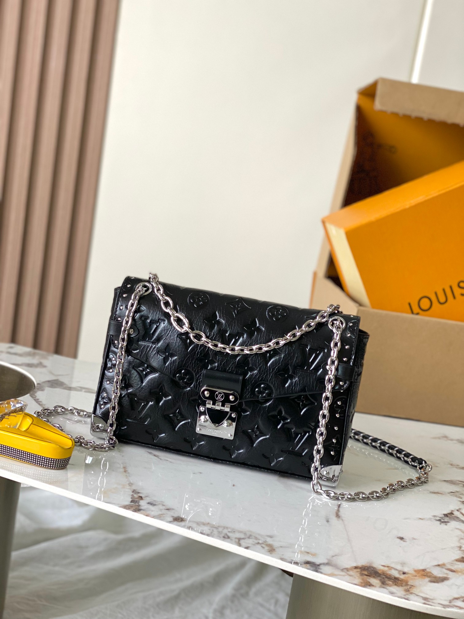 Louis Vuitton Basic Bag Cow Leather M-s