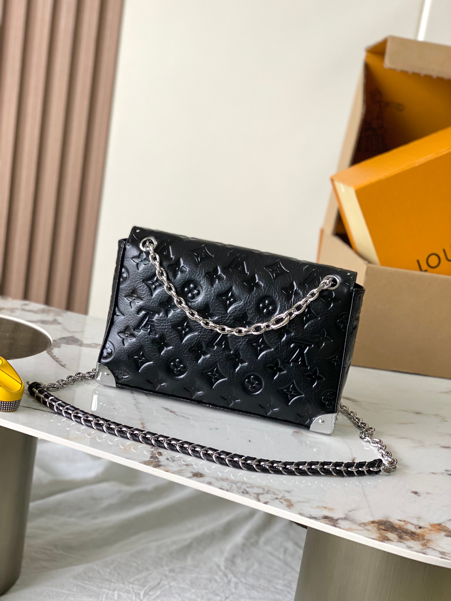 Louis Vuitton Basic Bag Cow Leather M-s