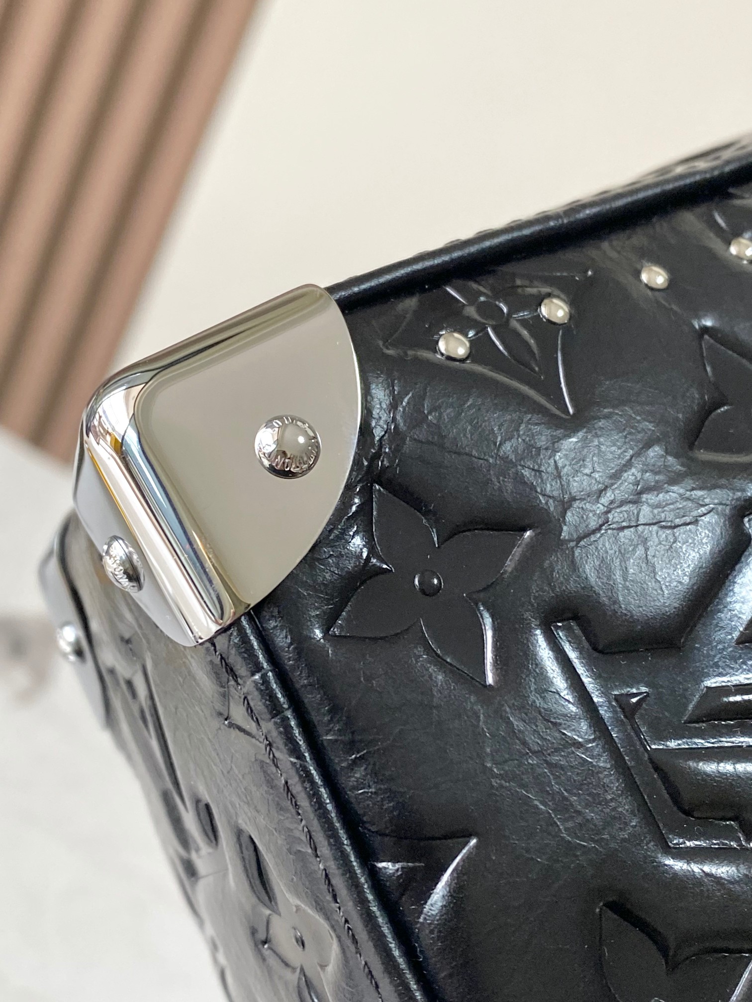 Louis Vuitton Basic Bag Cow Leather M-s