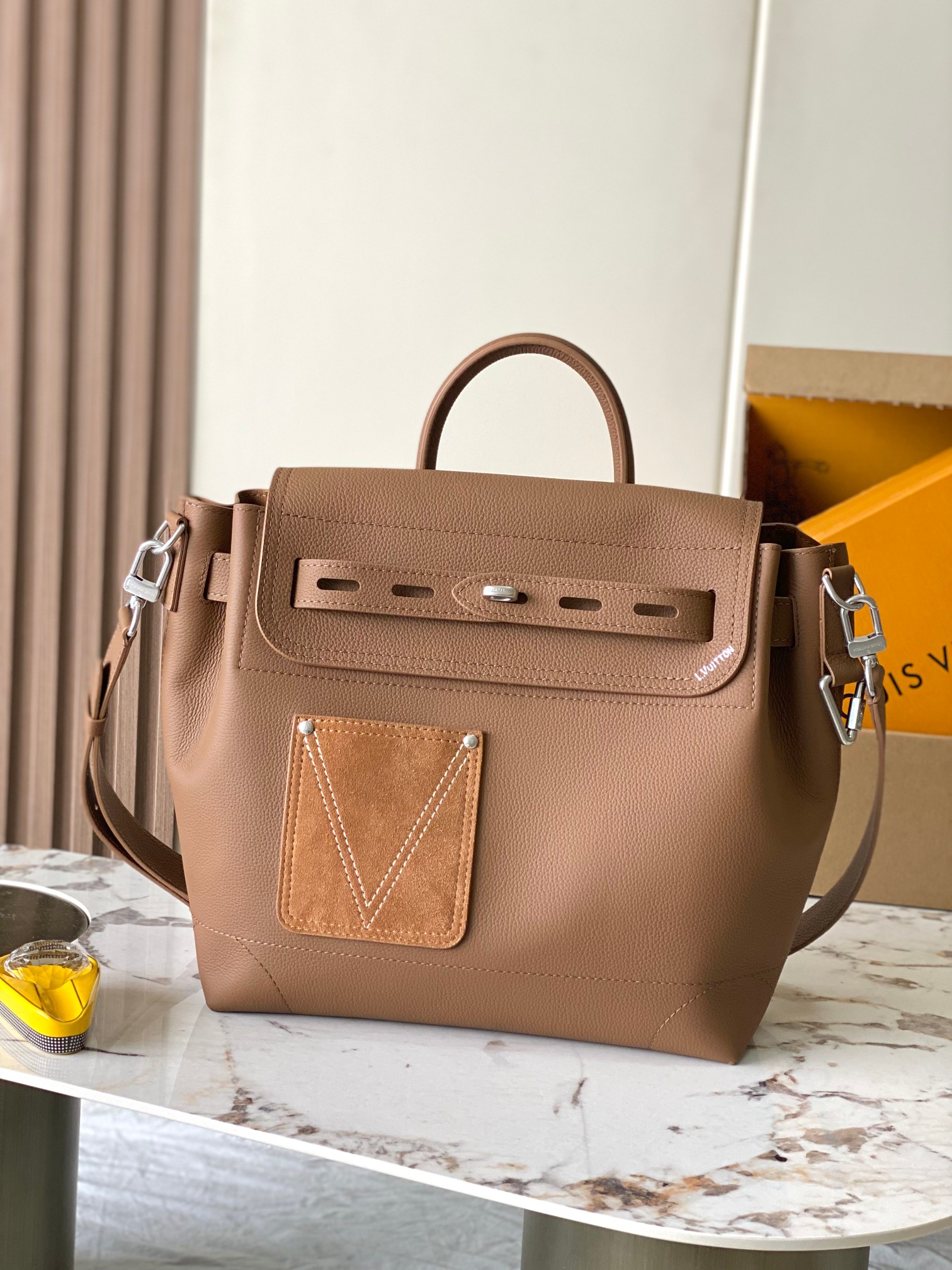 Louis Vuitton Basic Bag Cow Leather M-s