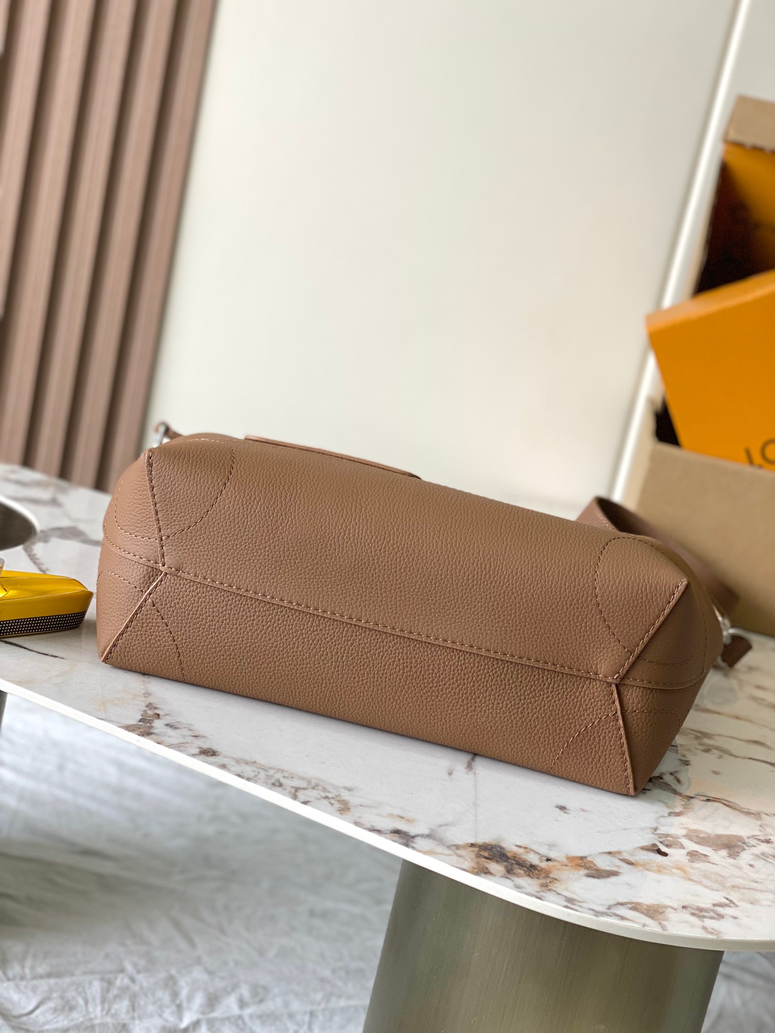 Louis Vuitton Basic Bag Cow Leather M-s