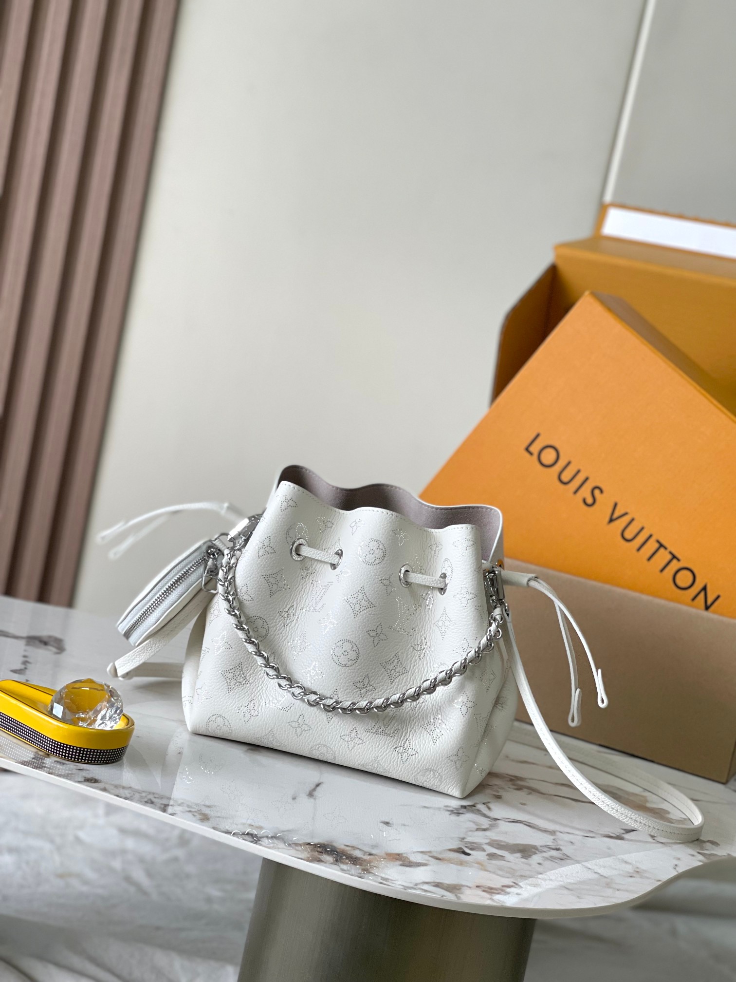 Louis Vuitton Basic Bag Cow Leather M-l