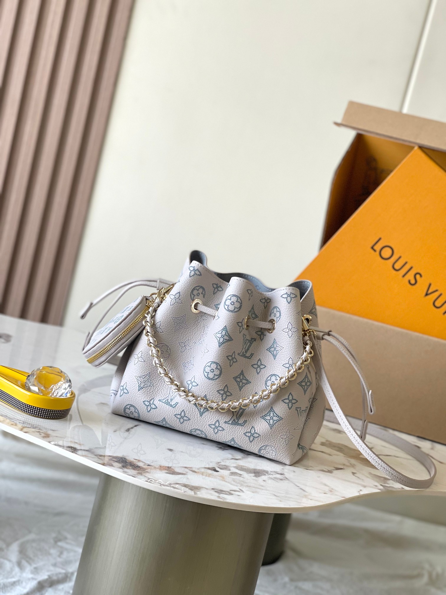 Louis Vuitton Basic Bag Cow Leather M-l