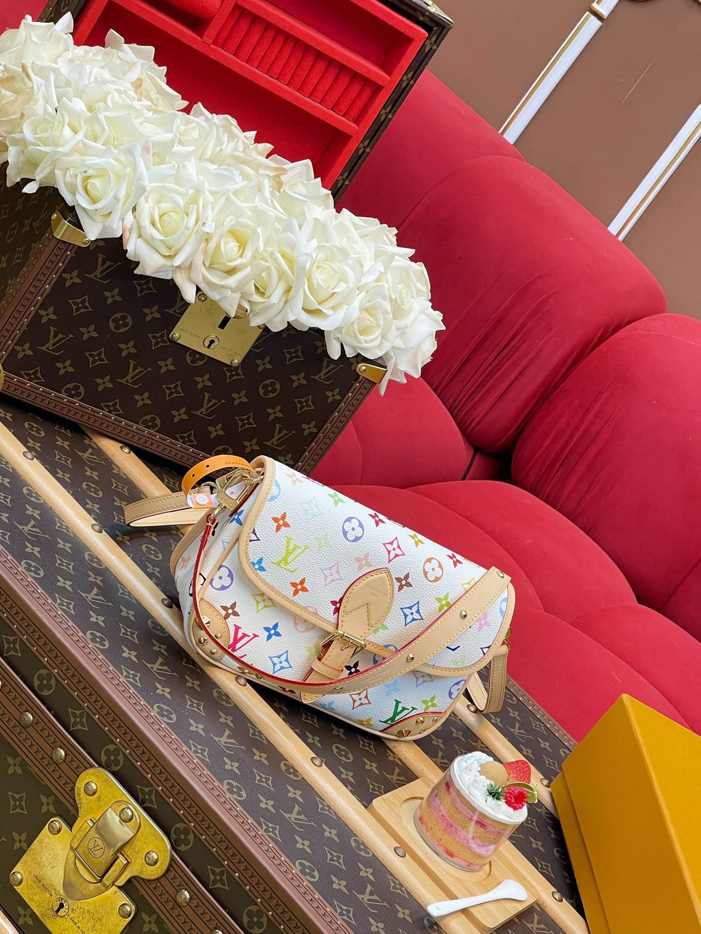 Louis Vuitton Basic Bag Cow Leather M