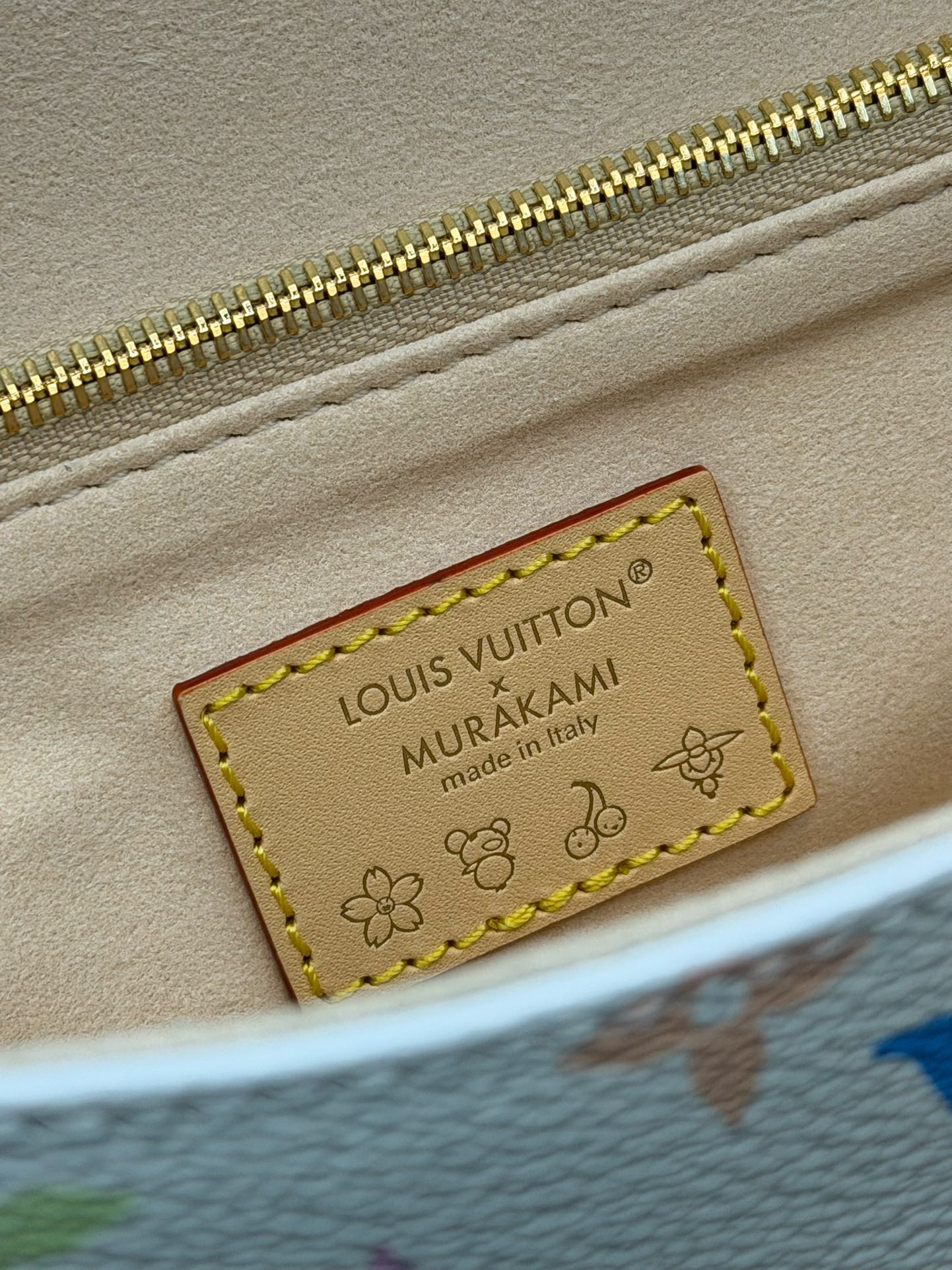 Louis Vuitton Basic Bag M