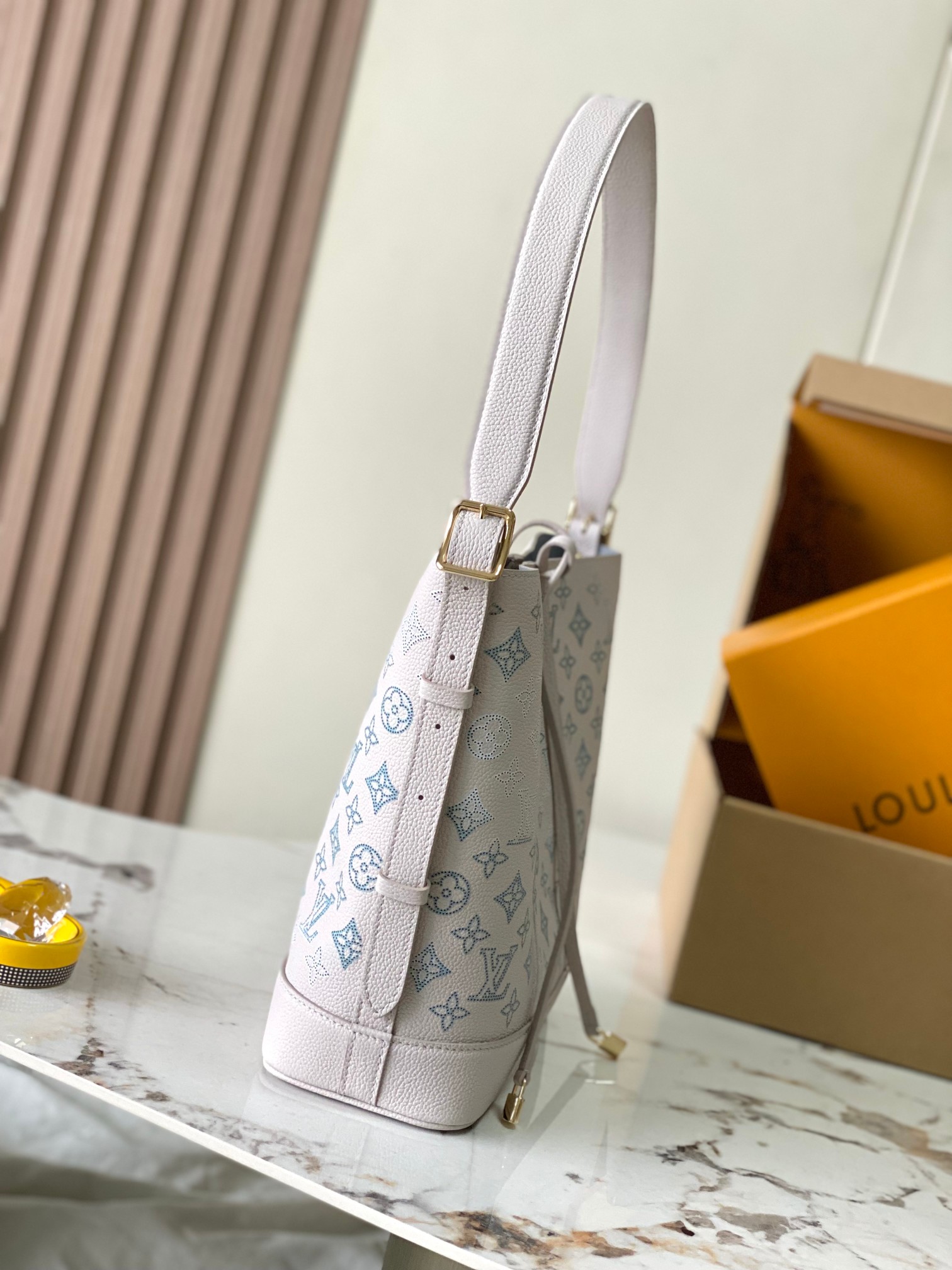 Louis Vuitton Basic Bag 28cm-m-l