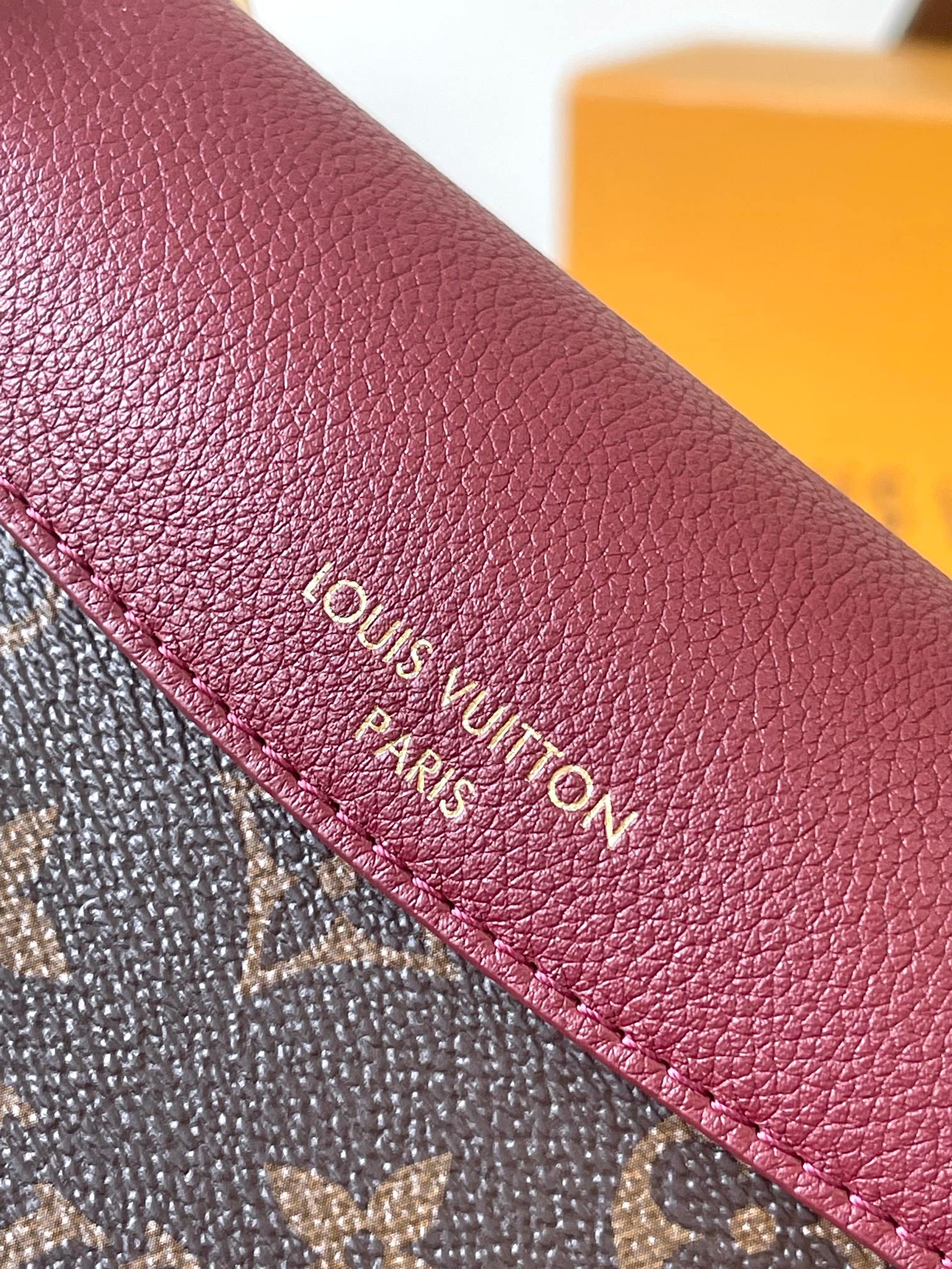 Louis Vuitton Basic Bag M-s