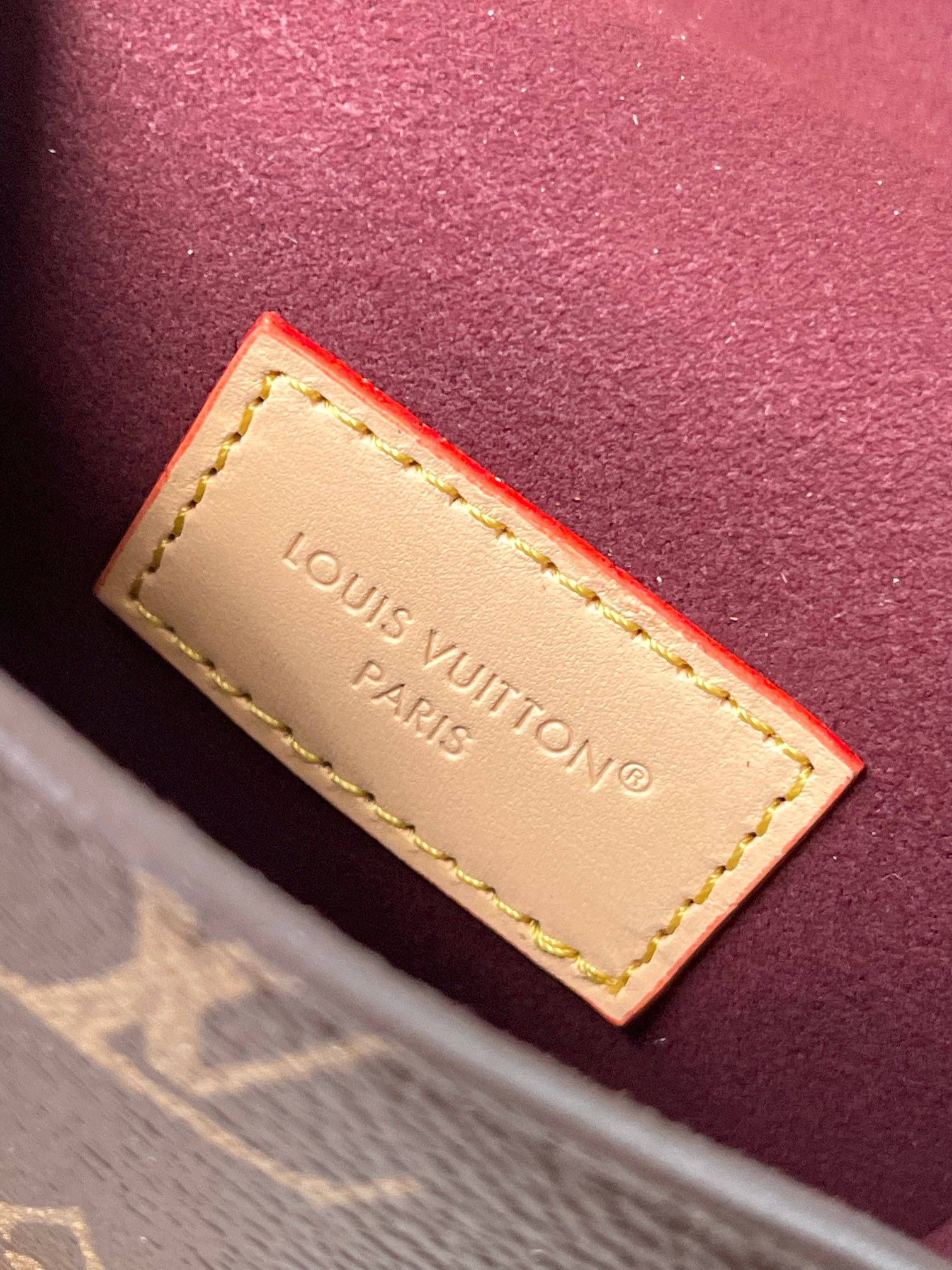 Louis Vuitton Basic Bag M-s