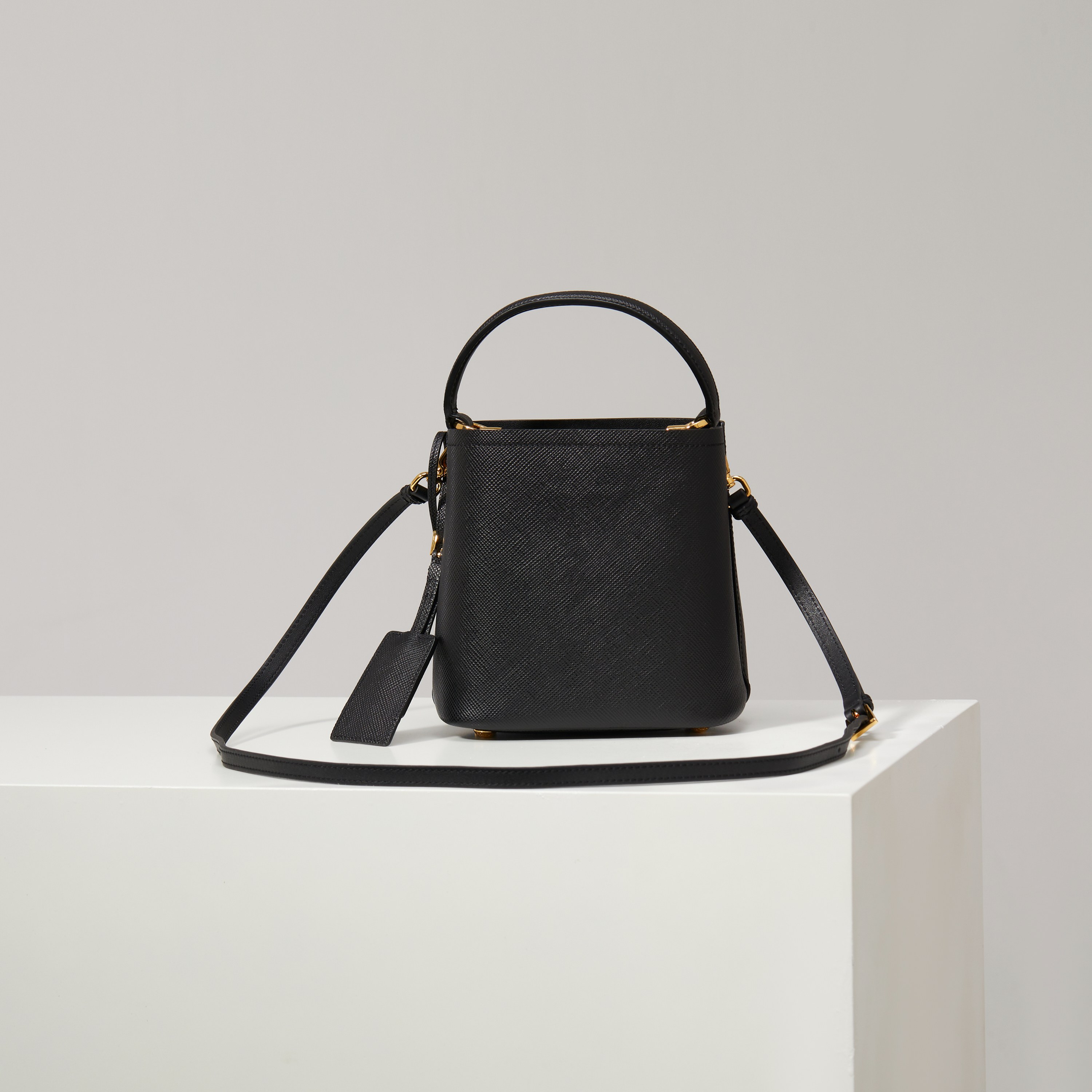 Prada Basic Bag Sheepskin Black M-l-s