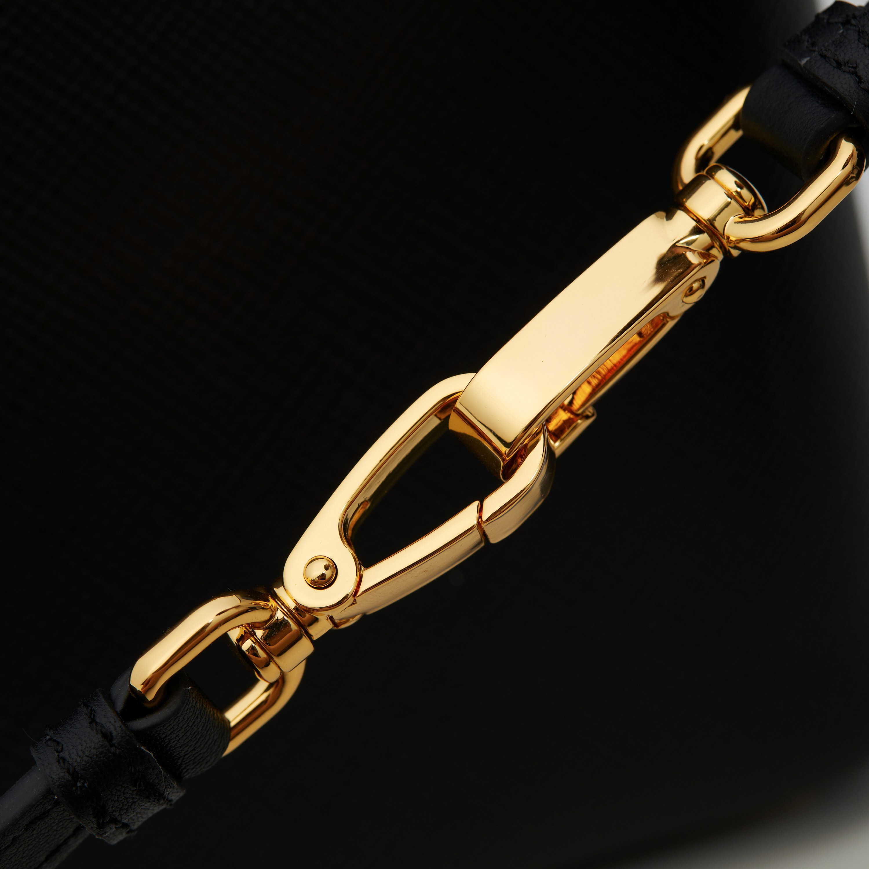 Prada Basic Bag Sheepskin Black M-l-s