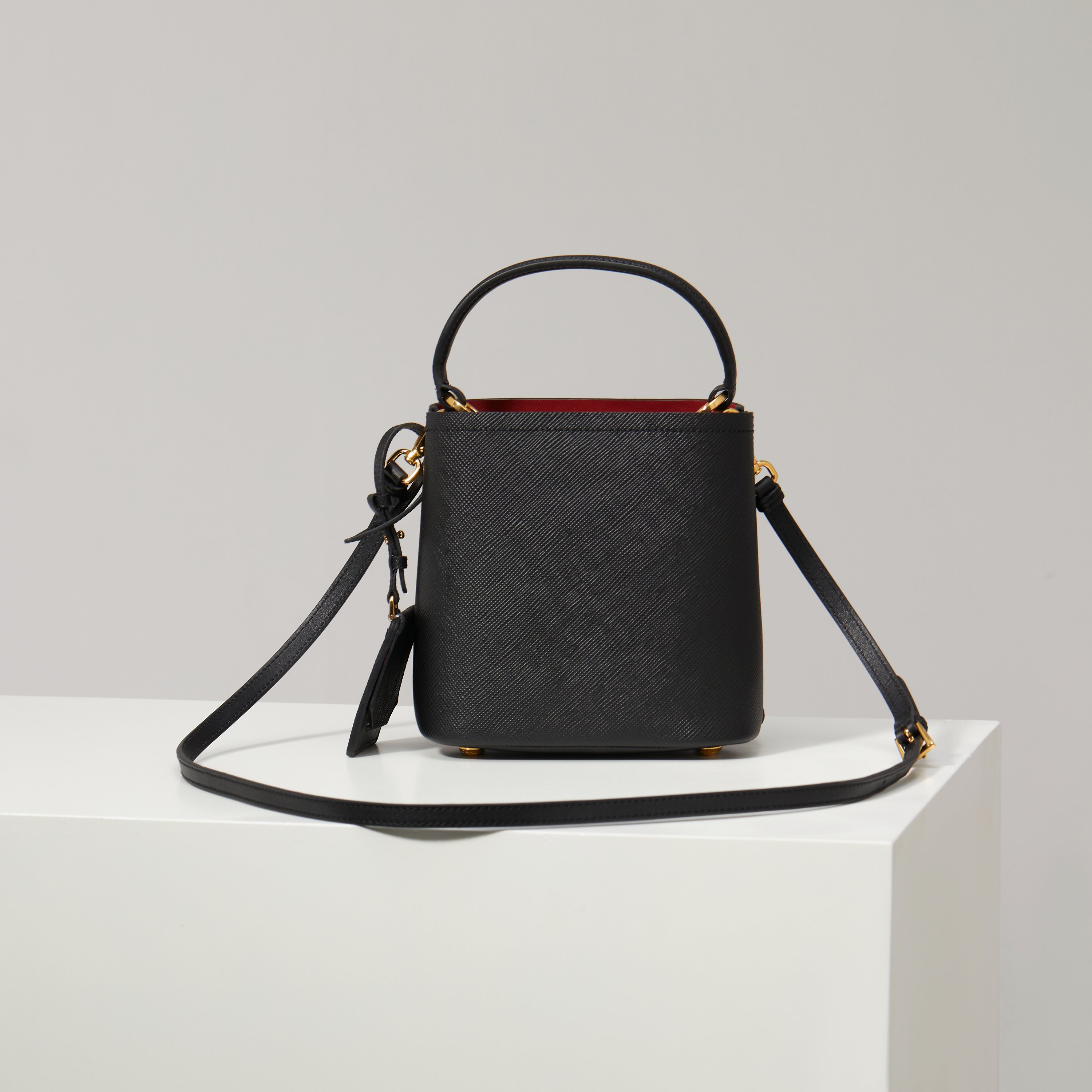 Prada Basic Bag Sheepskin Black M-l-s