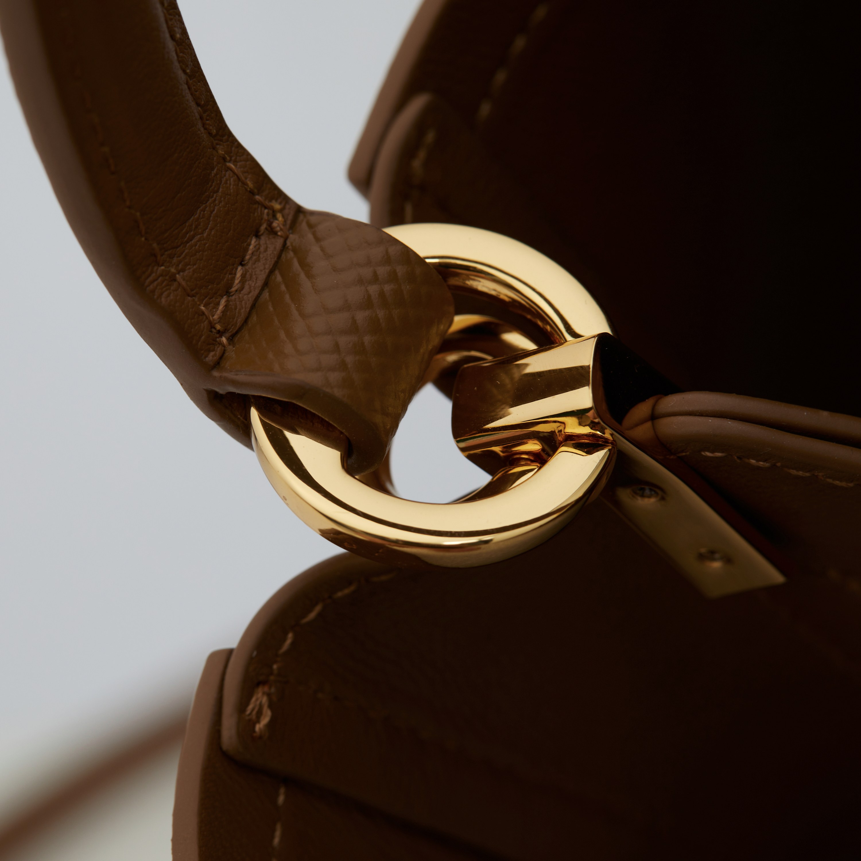 Prada Basic Bag Sheepskin M-l-s