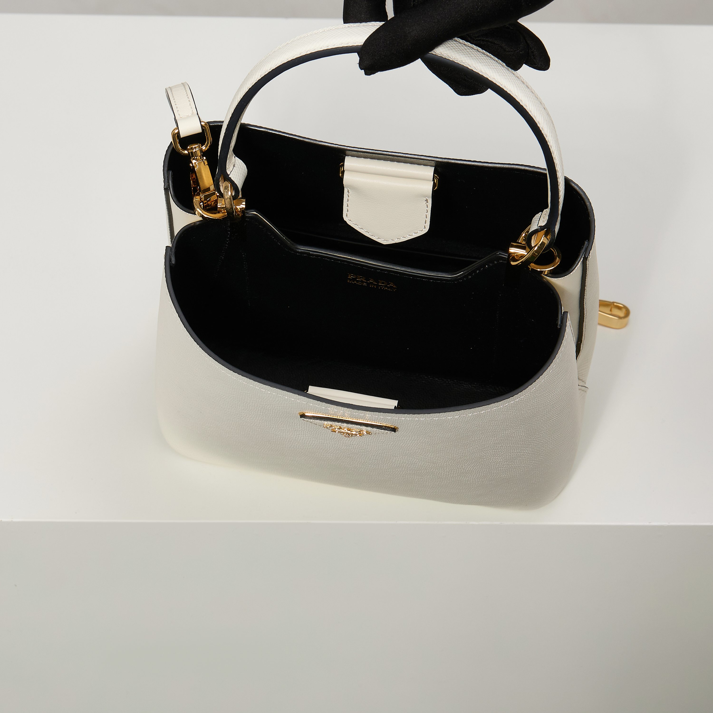 Prada Bucket Bag Sheepskin White 13cm-s