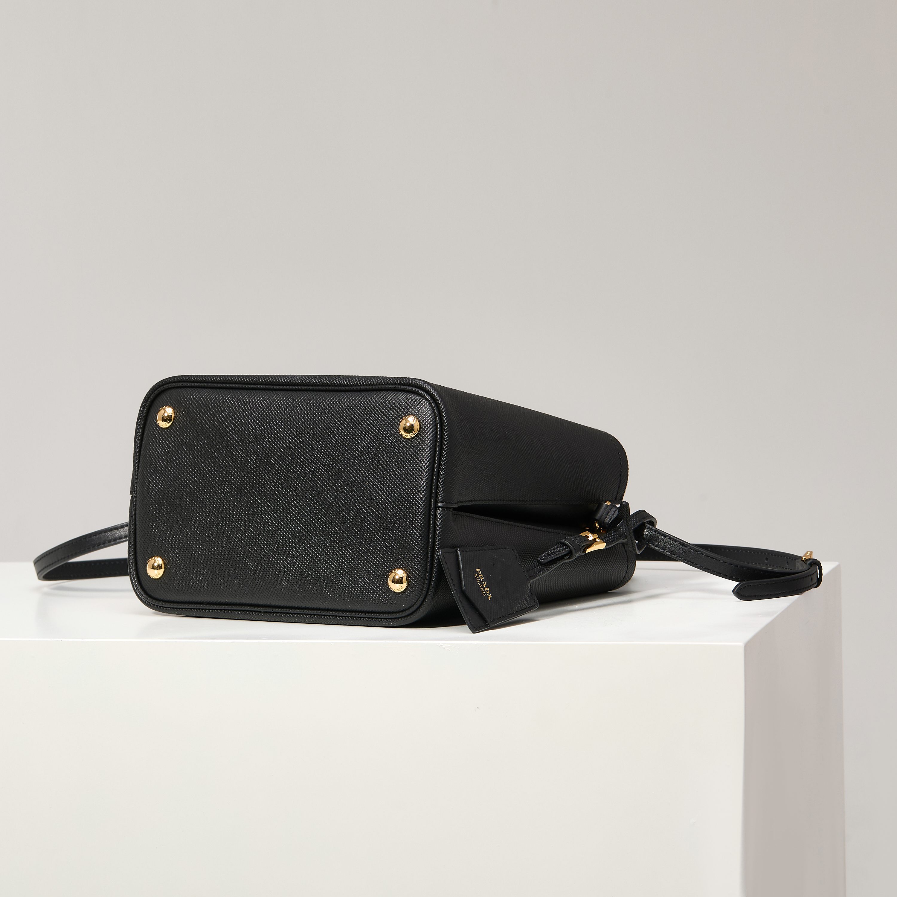 Prada Bucket Bag Sheepskin Black 13cm-s