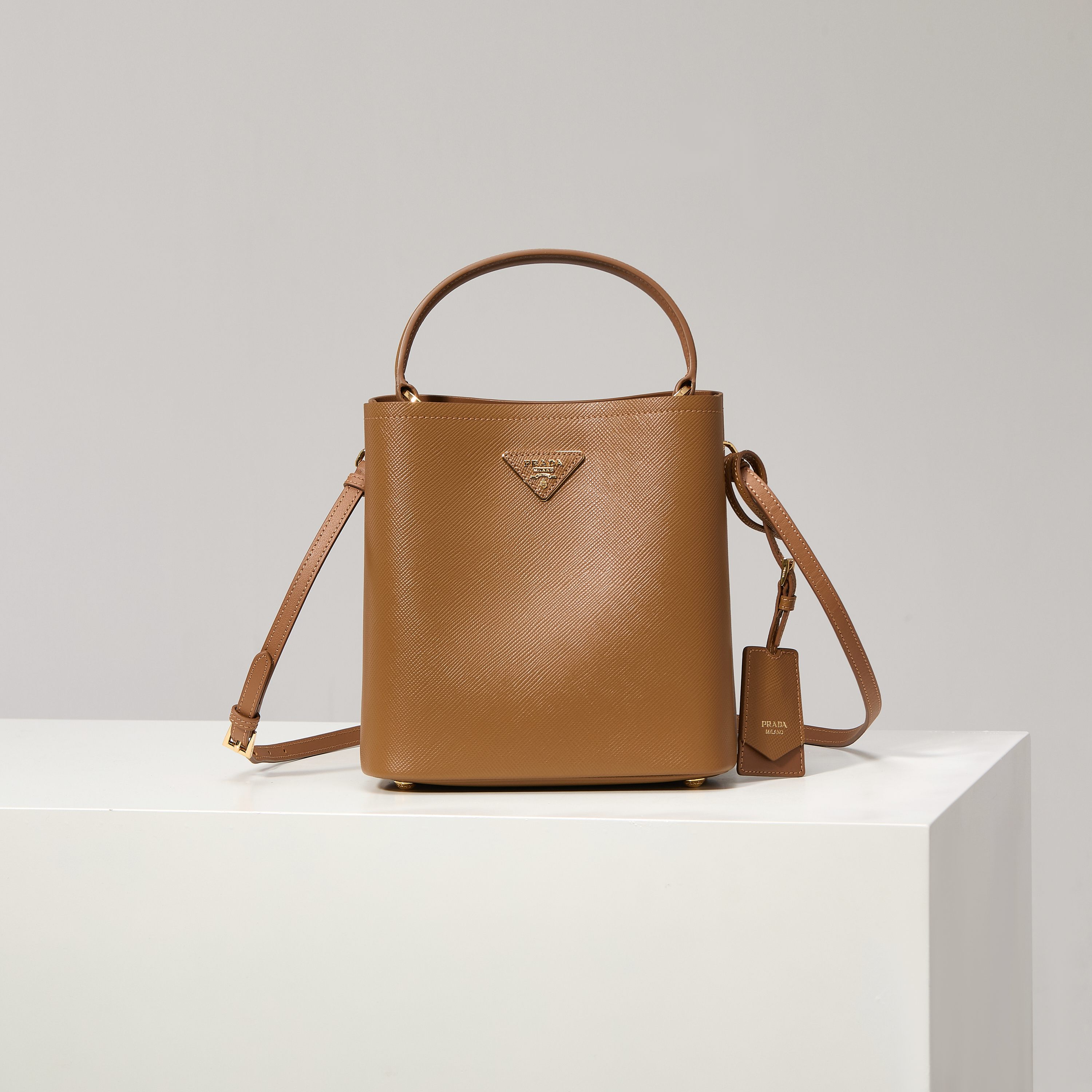 Prada Bucket Bag Sheepskin 13cm-s