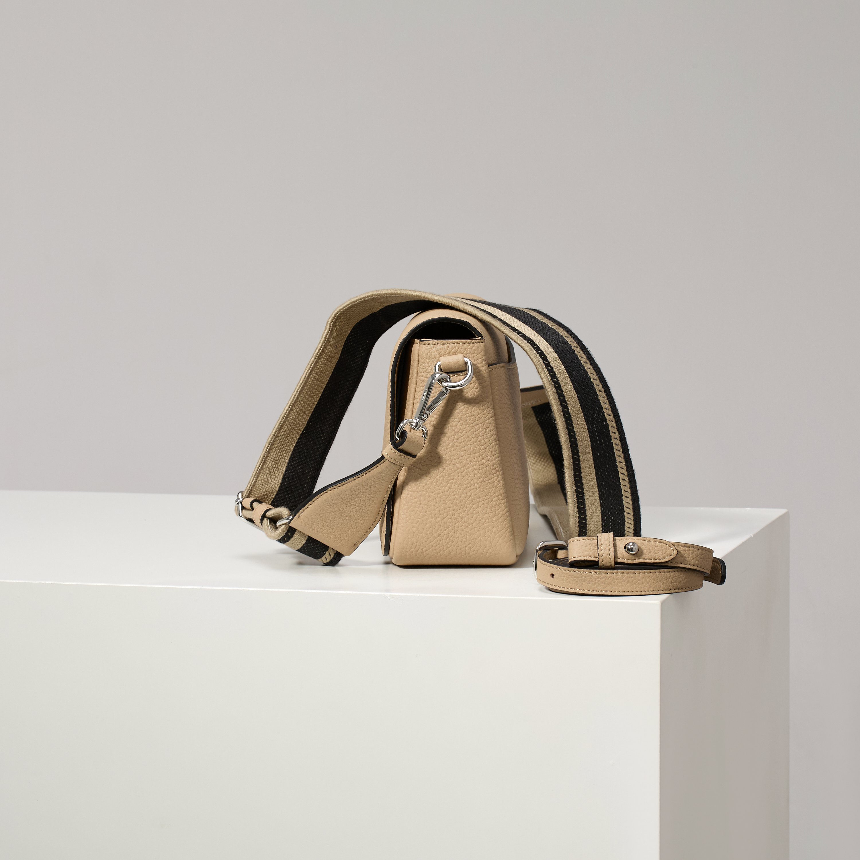 Prada Basic Bag Cow Leather M