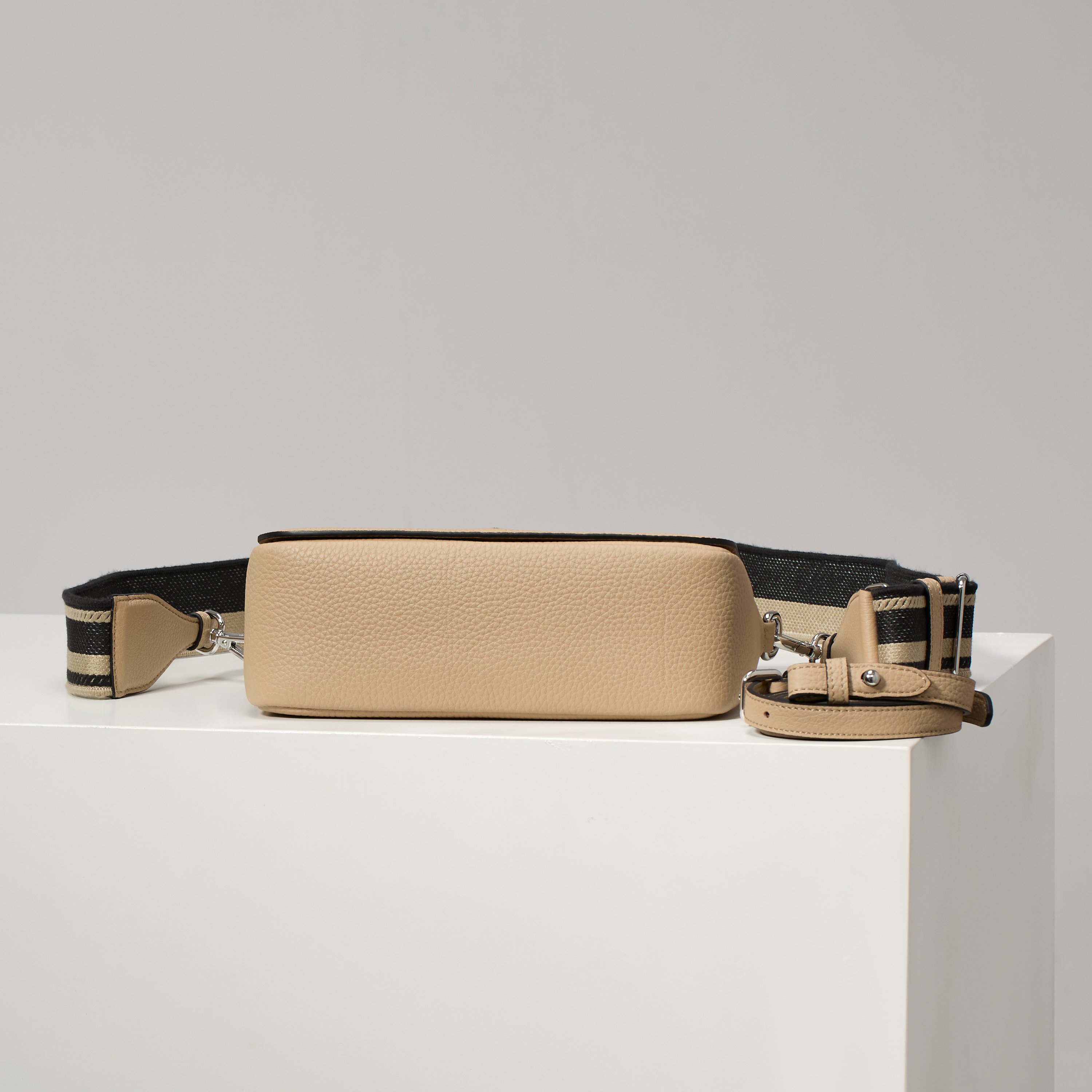 Prada Basic Bag Cow Leather M