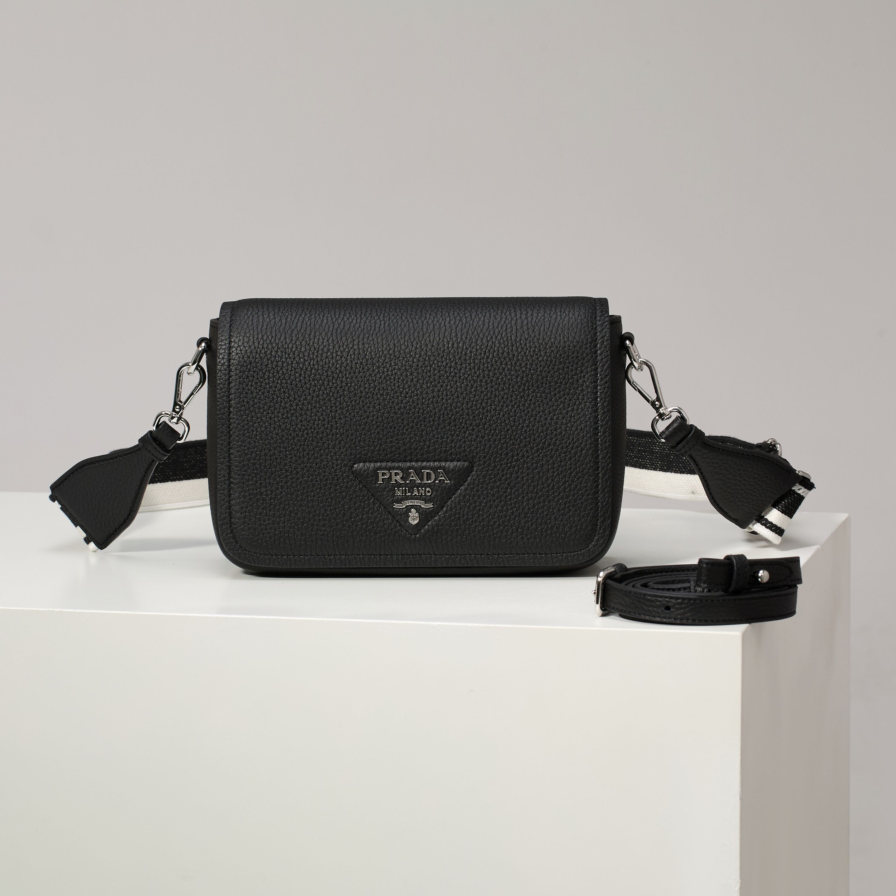 Prada Basic Bag Cow Leather Black M