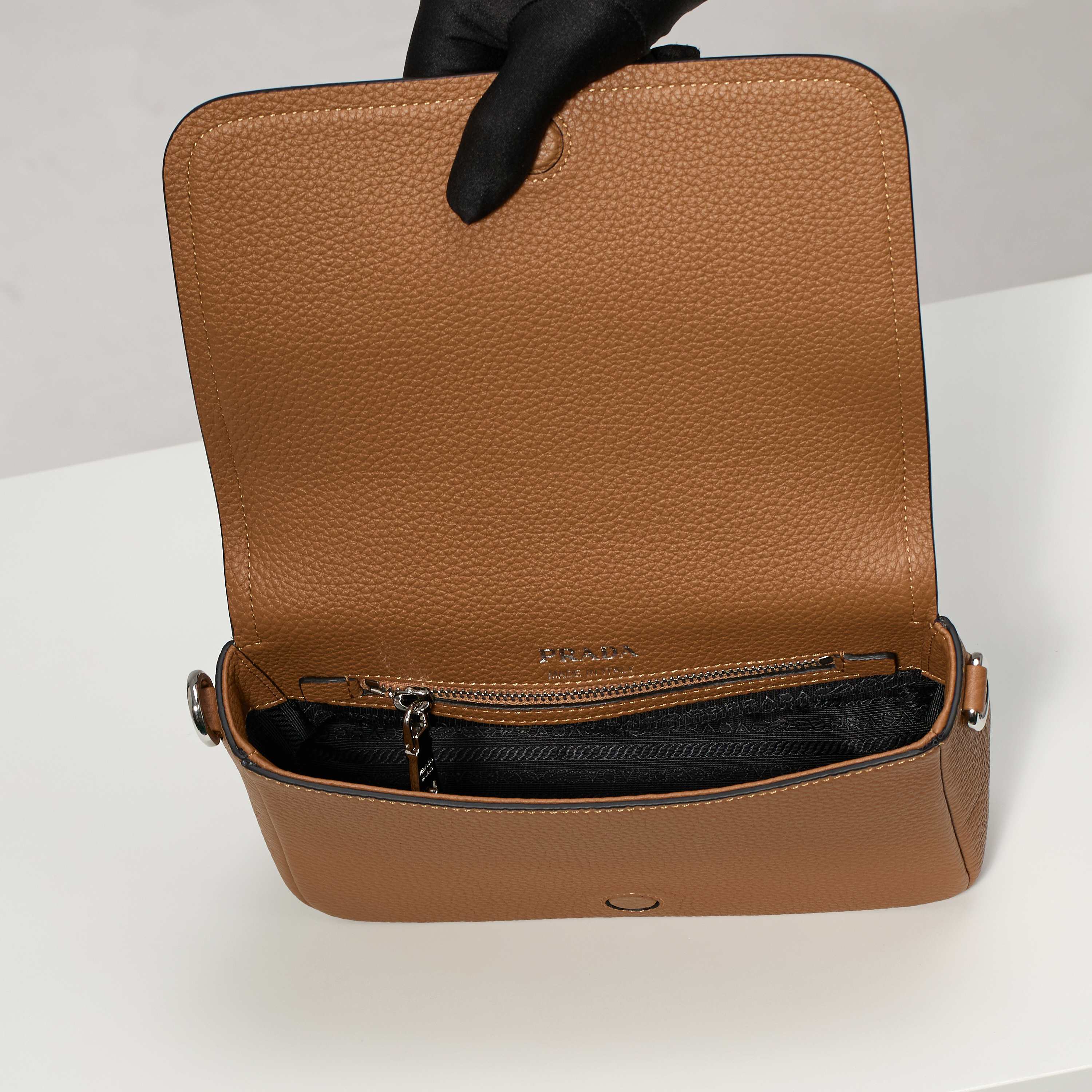 Prada Basic Bag Cow Leather M