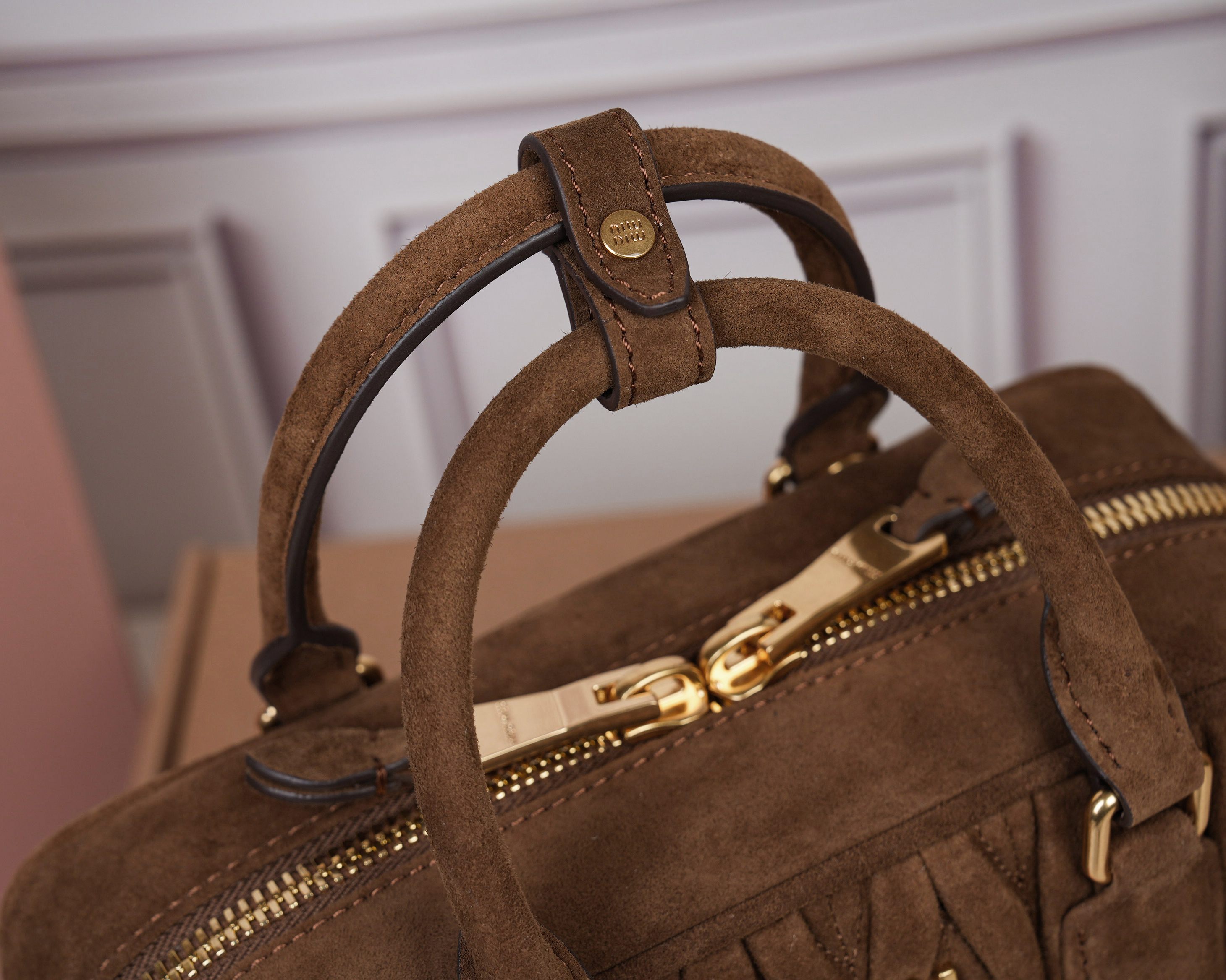 Prada Basic Bag Sheepskin M-l-s