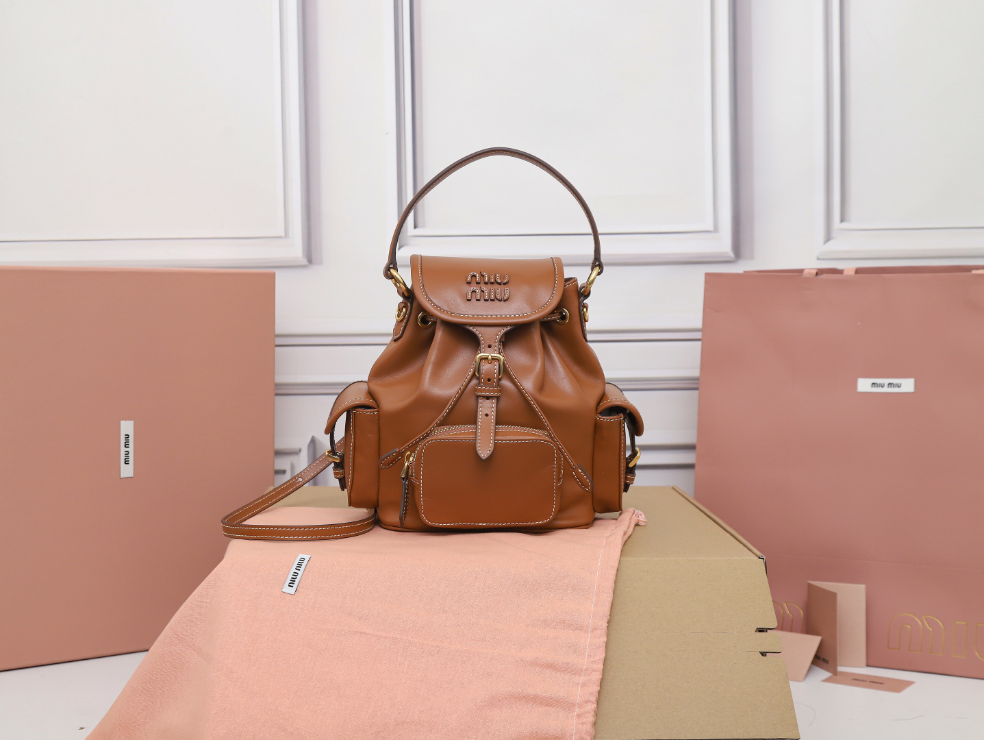 Prada Basic Bag Cow Leather M