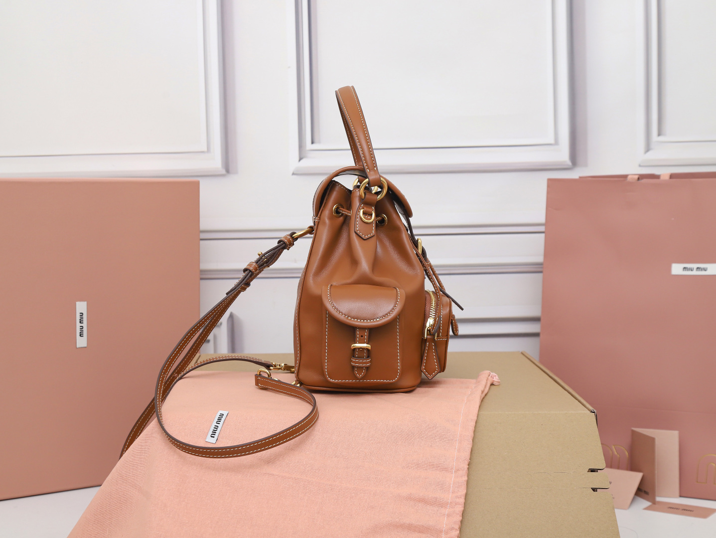 Prada Basic Bag Cow Leather M