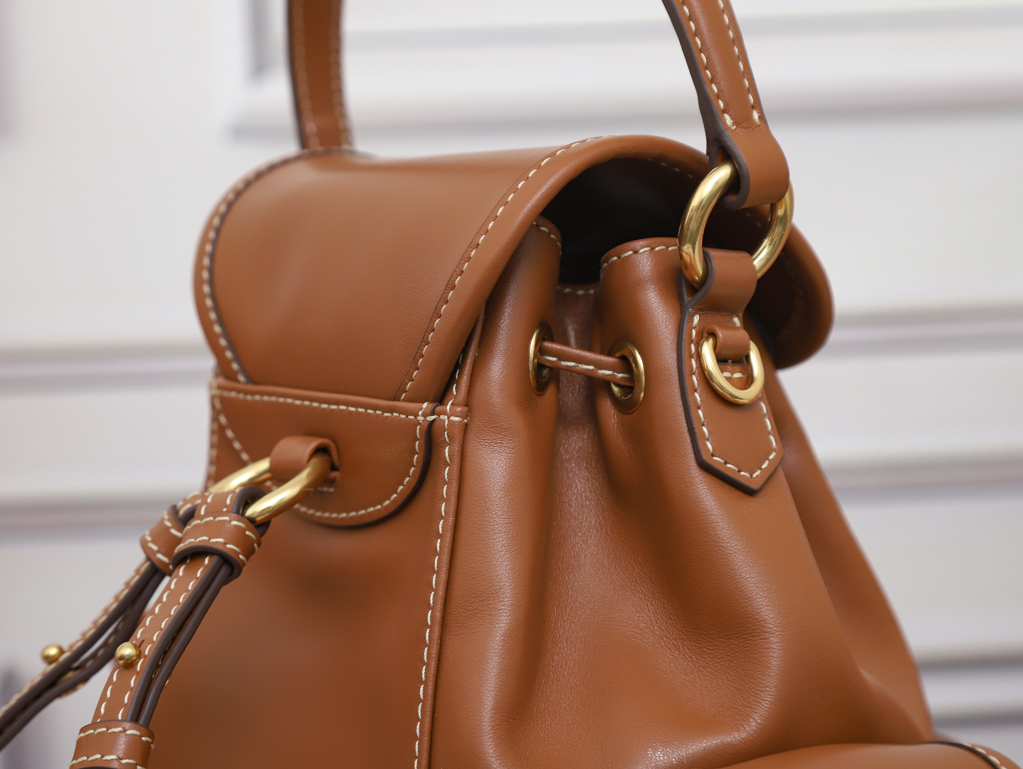 Prada Basic Bag Cow Leather M