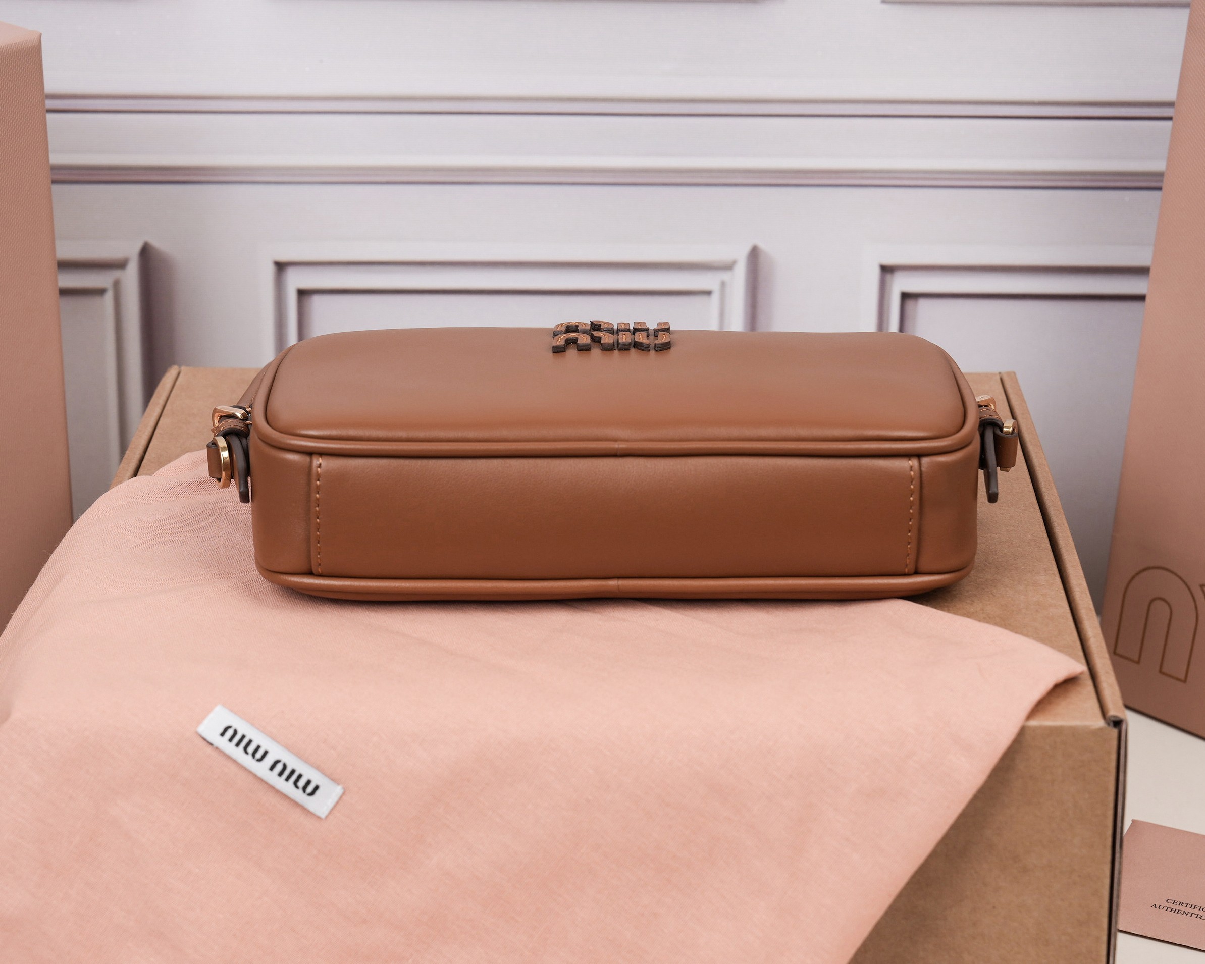 Prada Basic Bag Cow Leather M