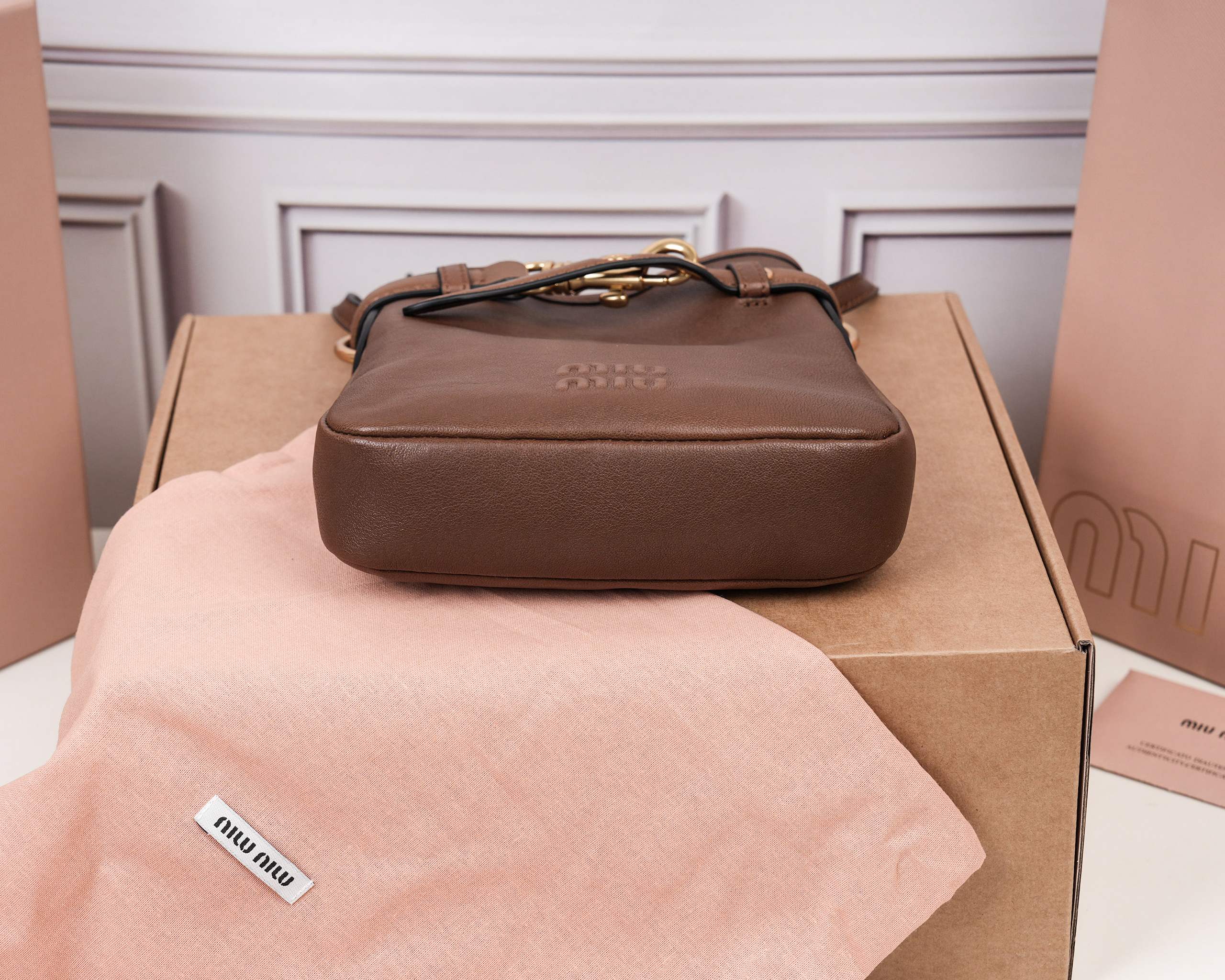 Prada Basic Bag Sheepskin M-s