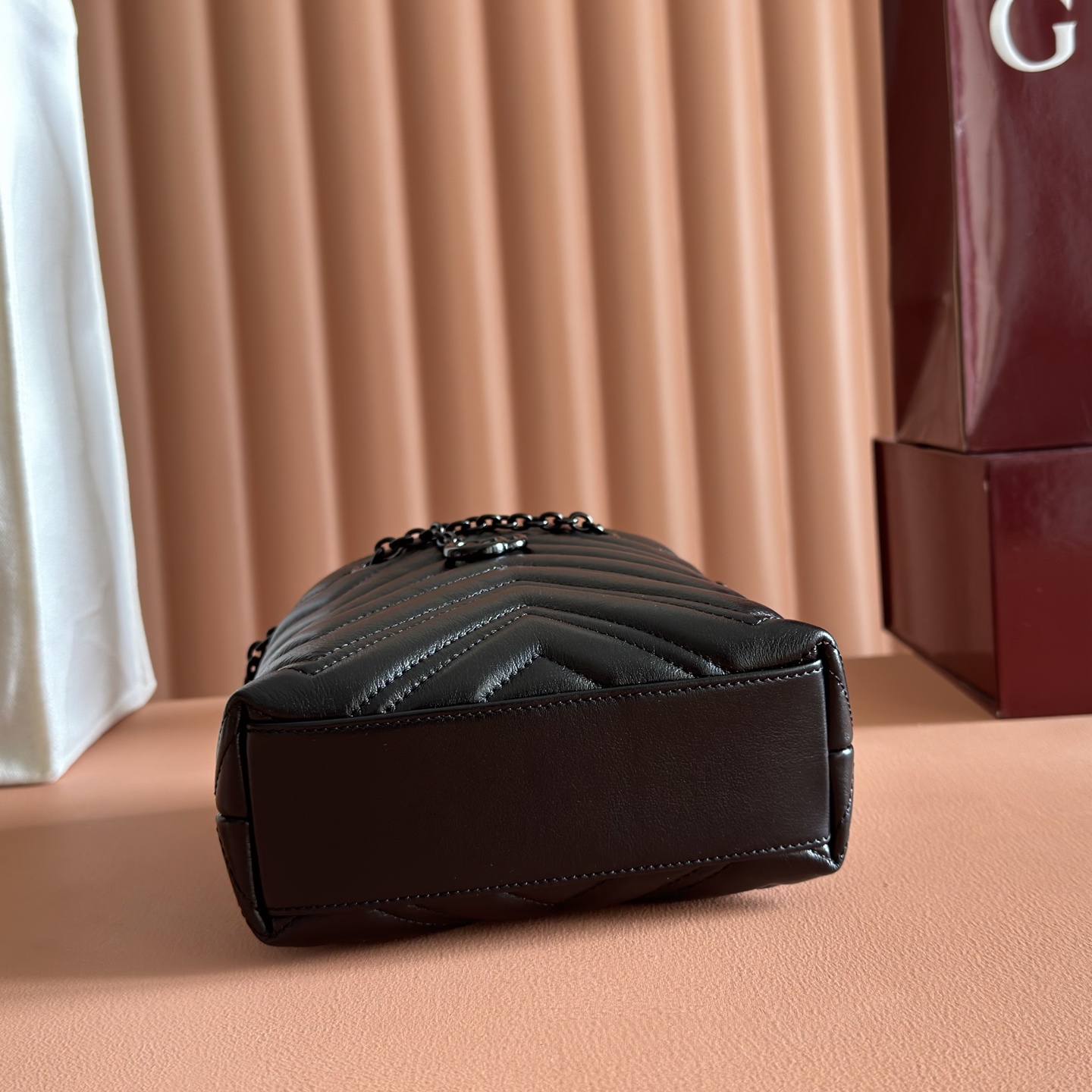 Gucci Bucket Bag Black M