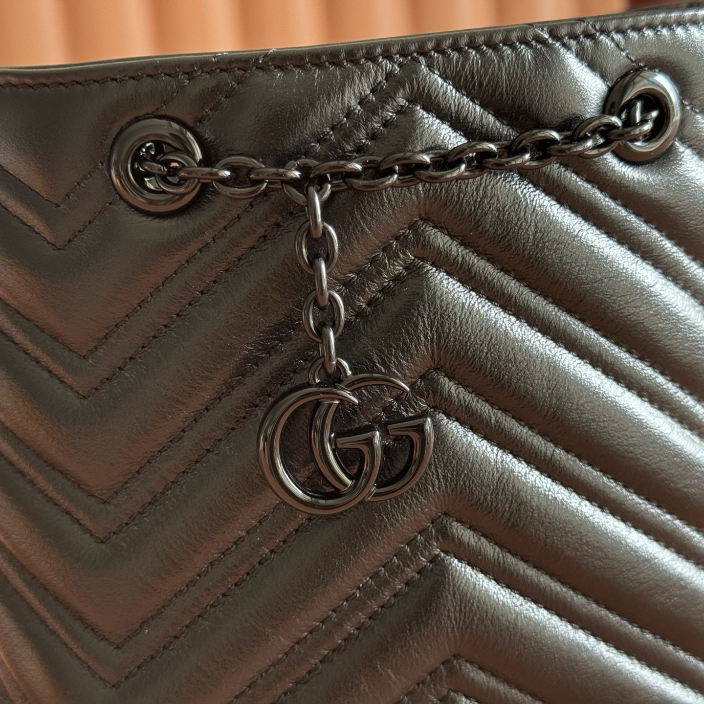 Gucci Bucket Bag Black M