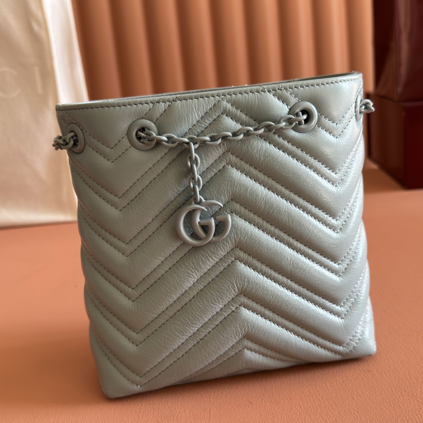 Gucci Bucket Bag Black M