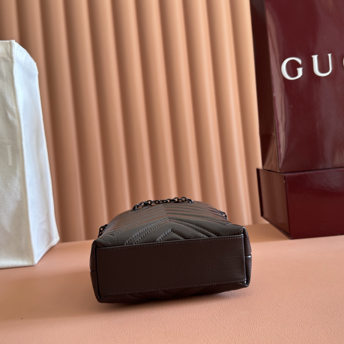 Gucci Bucket Bag Black M