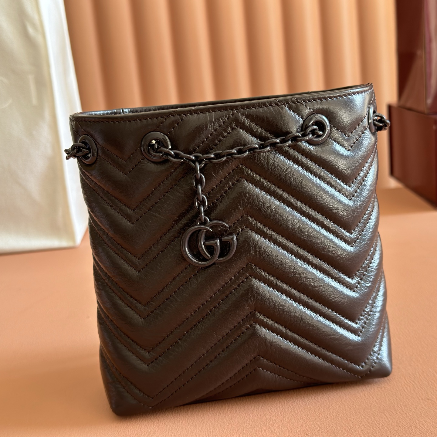 Gucci Bucket Bag Black M