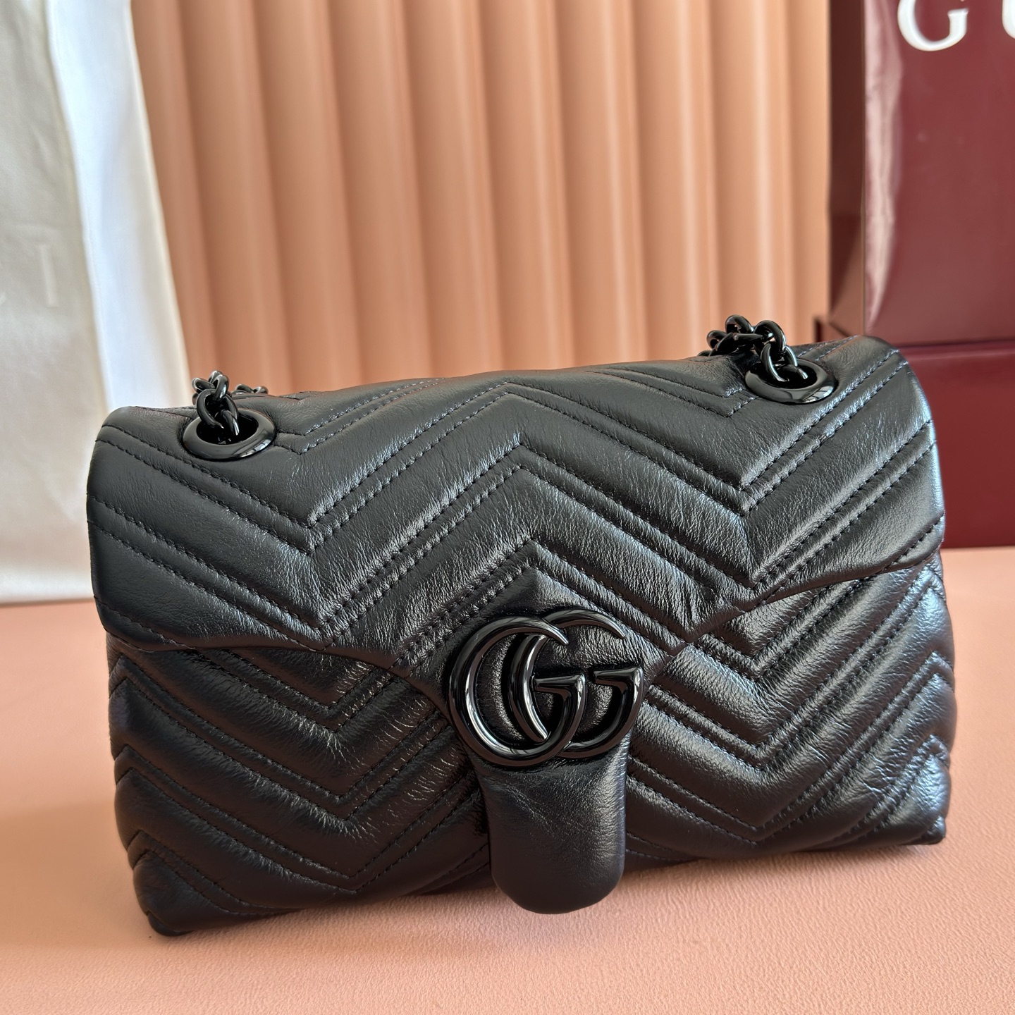 Gucci Basic Bag Cow Leather Black M