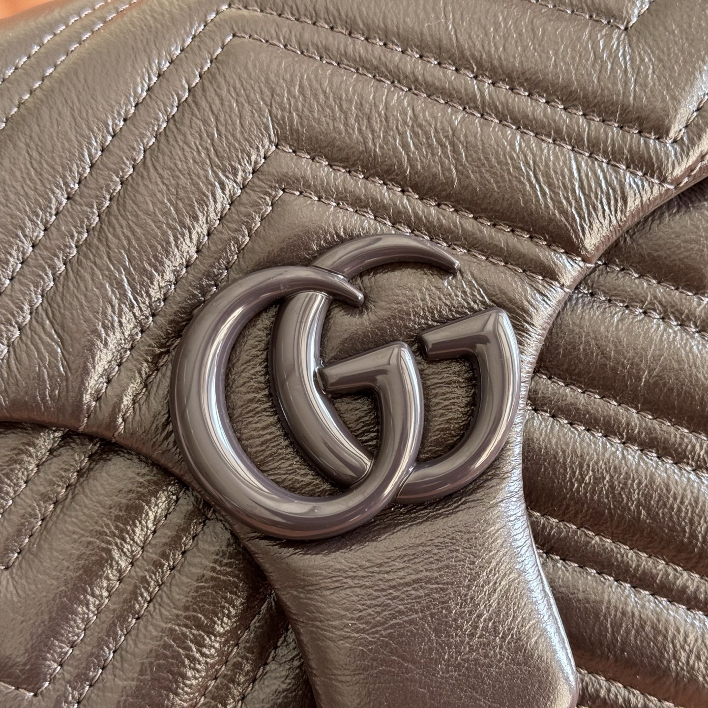 Gucci Basic Bag Cow Leather Black M