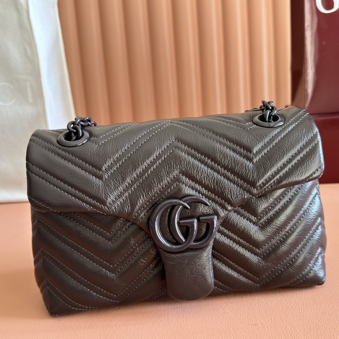 Gucci Basic Bag Cow Leather Black M