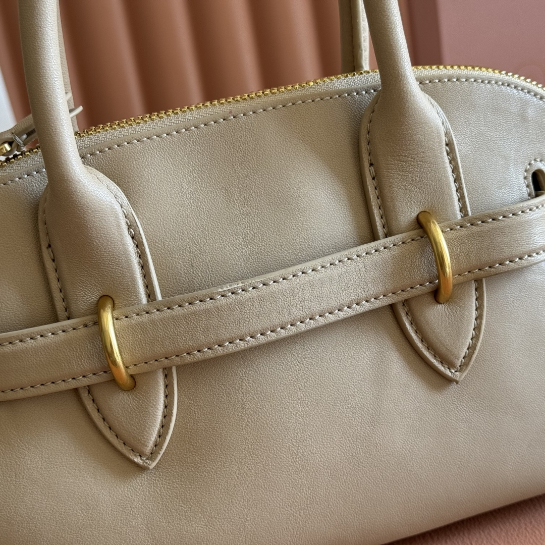 Miu Miu Tote Bag Sheepskin M