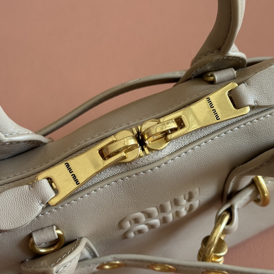 Miu Miu Tote Bag Sheepskin M