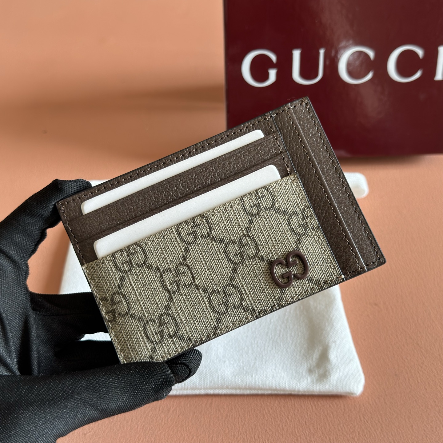 Gucci Basic Bag Black M-s